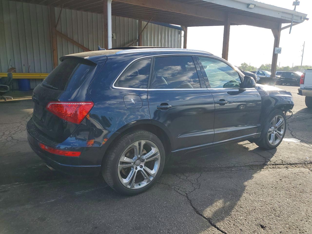 2010 Audi Q5 Premium Plus Black vin: WA1LKAFP4AA016760