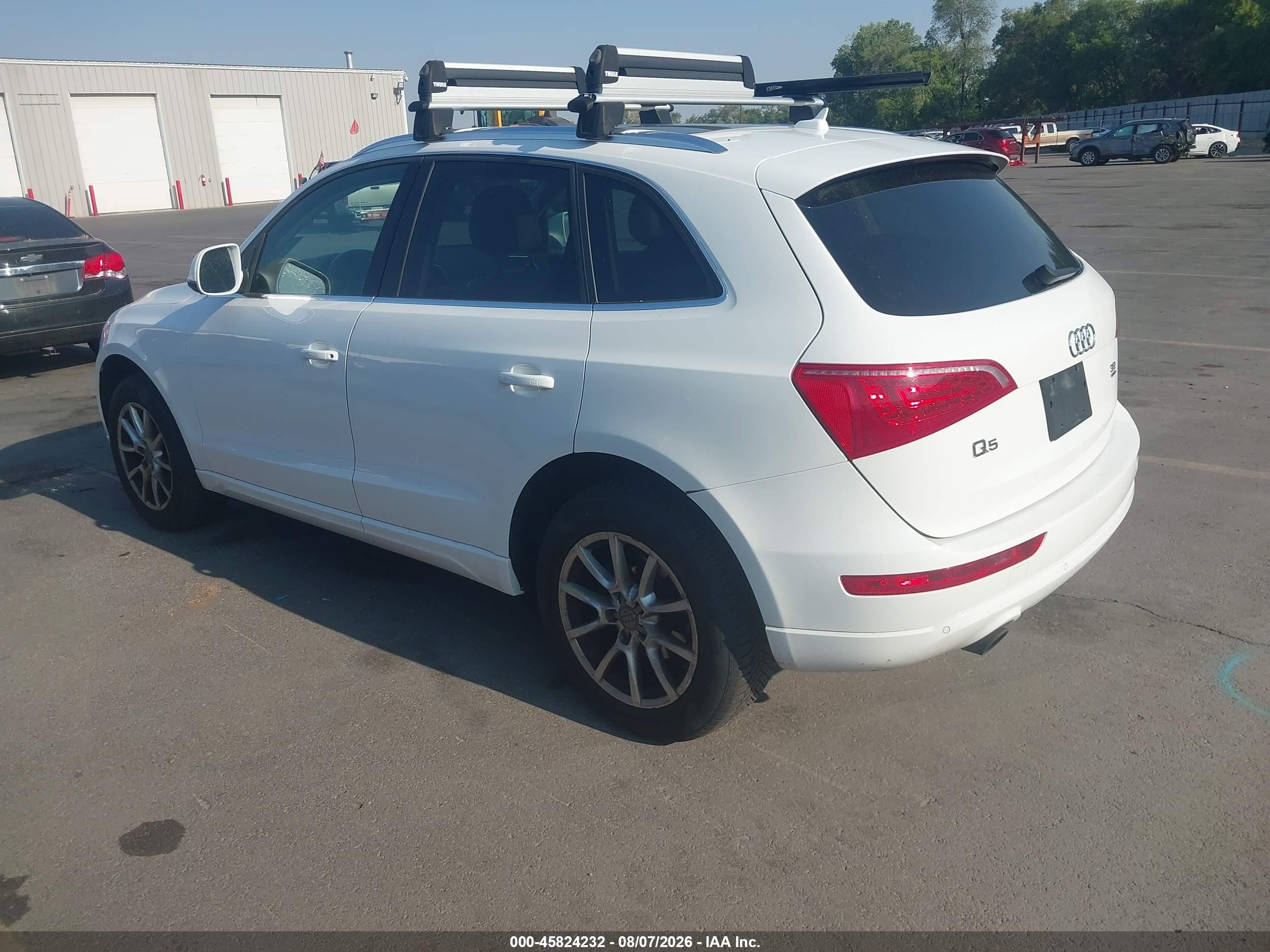 2010 Audi Q5 3.2 Premium White vin: WA1LKAFP4AA059060