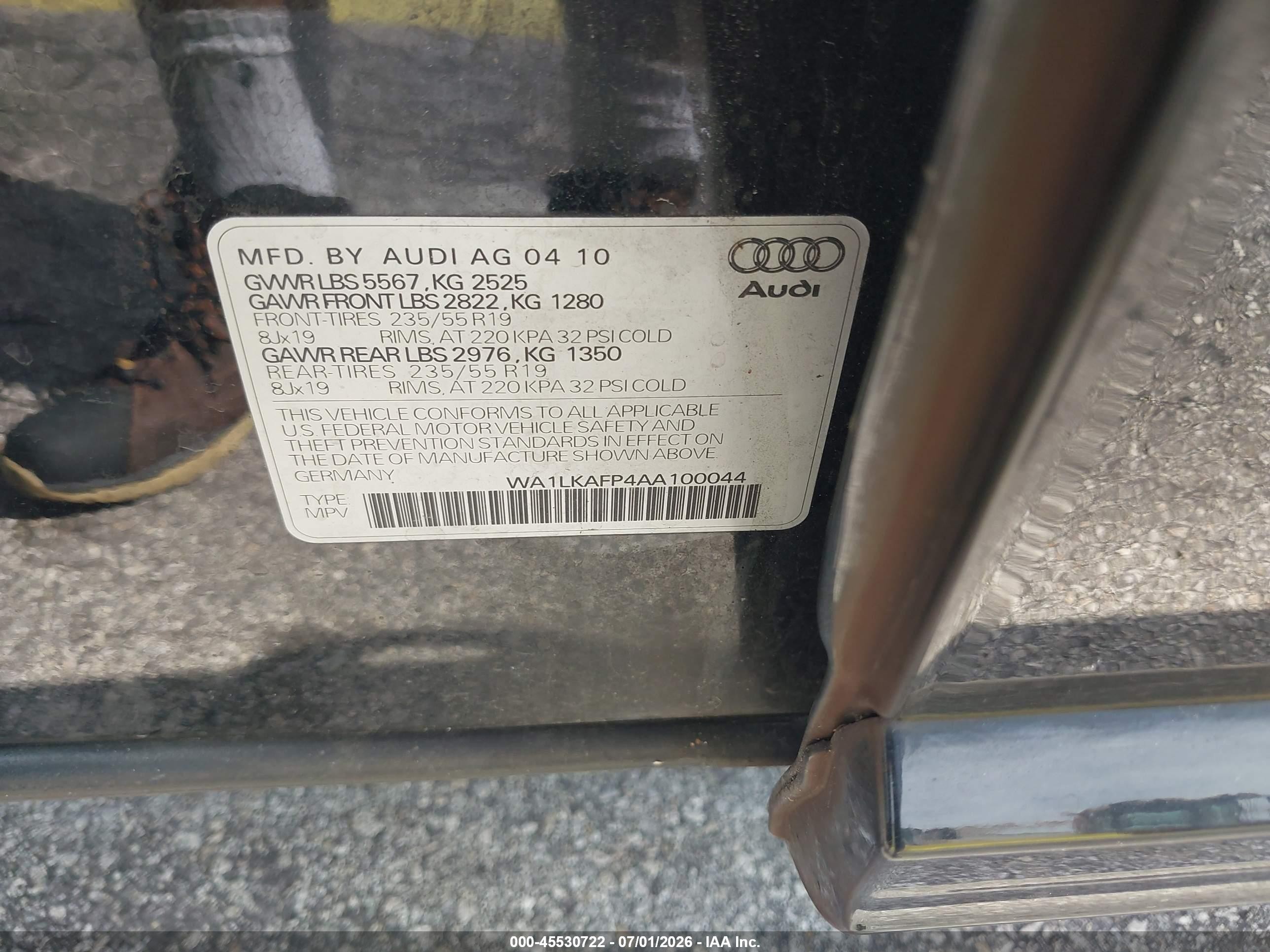 2010 Audi Q5 3.2 Premium Black vin: WA1LKAFP4AA100044
