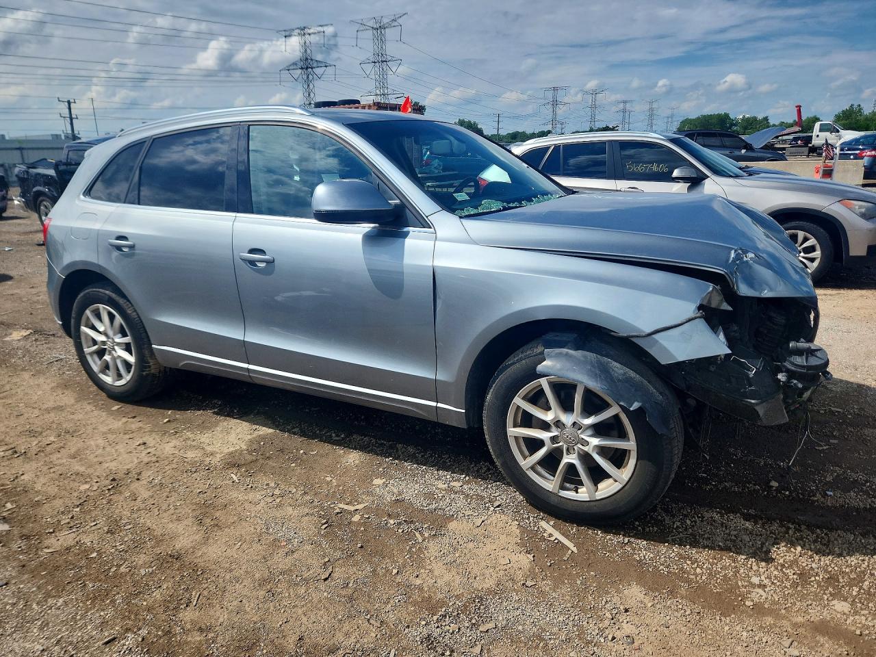 2010 Audi Q5 Premium Plus Gray vin: WA1LKAFP4AA104501