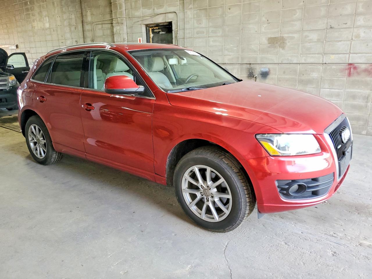 2010 Audi Q5 Premium Plus Red vin: WA1LKAFP5AA008036