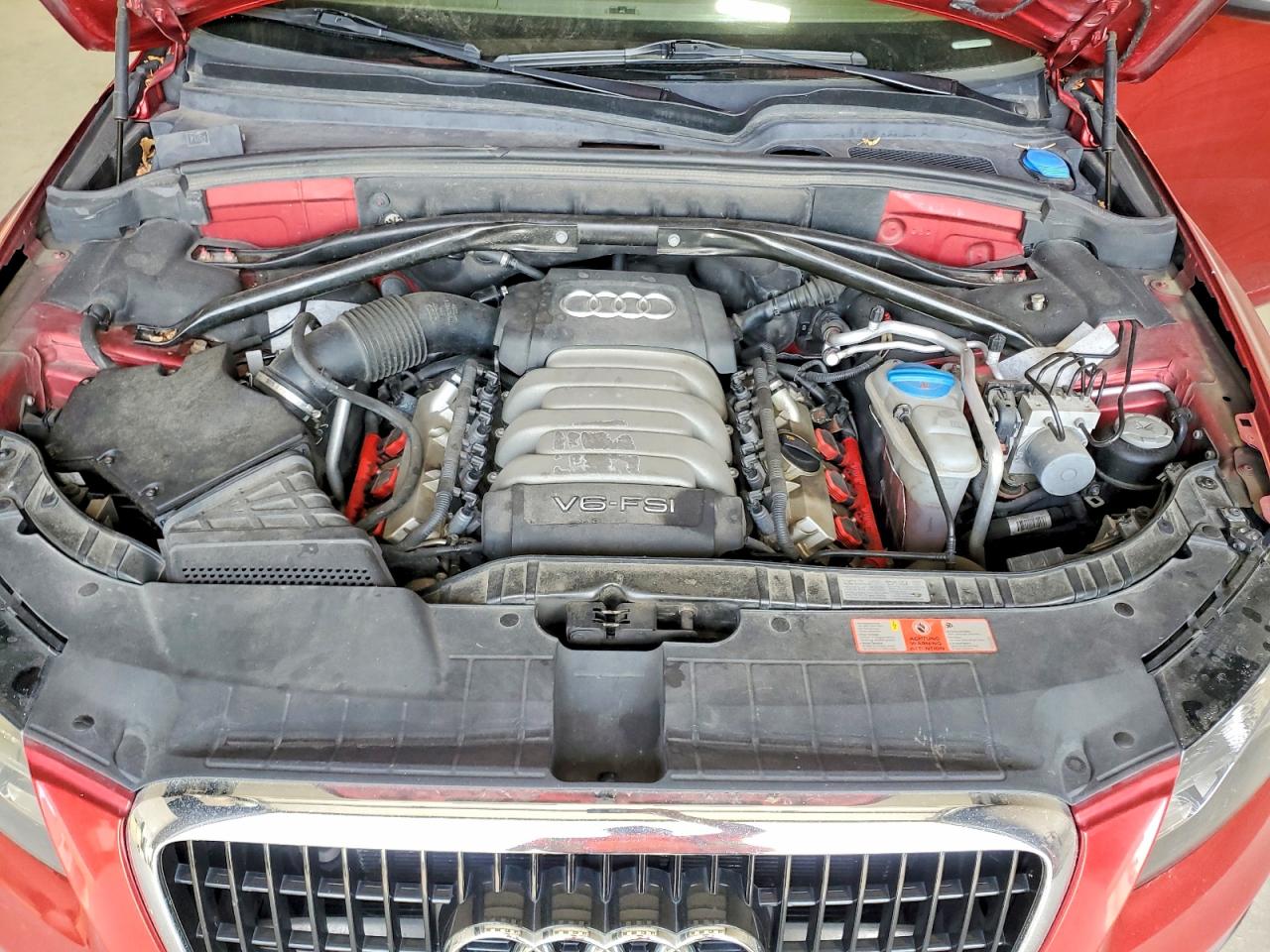 2010 Audi Q5 Premium Plus Red vin: WA1LKAFP5AA008036