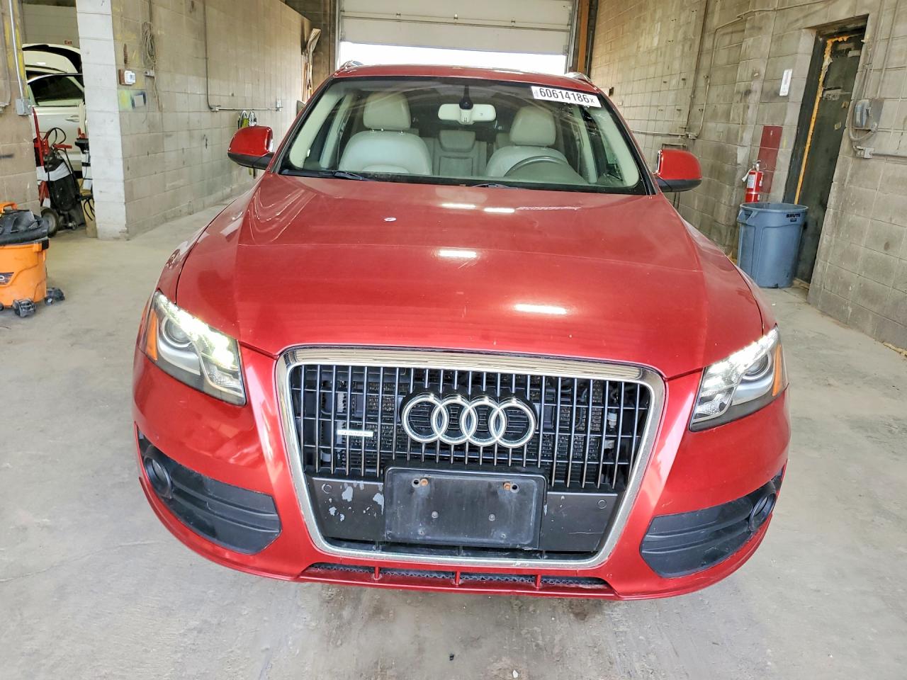 2010 Audi Q5 Premium Plus Red vin: WA1LKAFP5AA008036