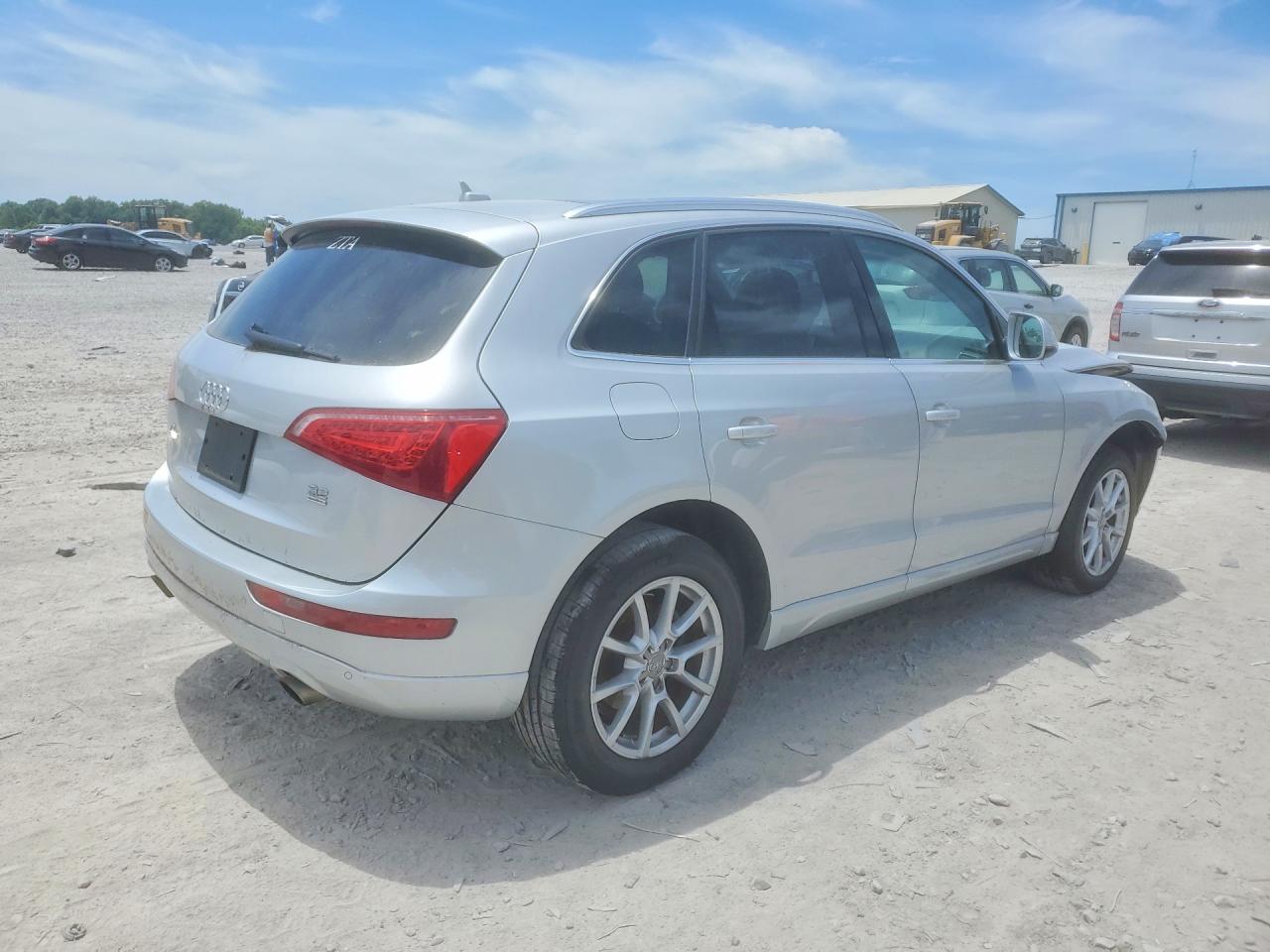 2010 Audi Q5 Premium Plus Silver vin: WA1LKAFP5AA031073