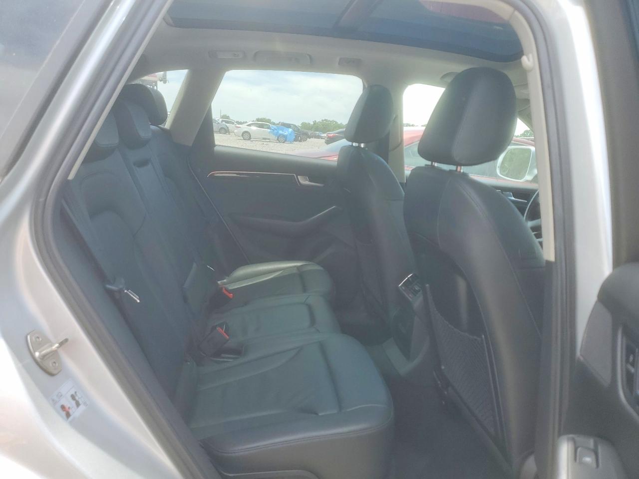 2010 Audi Q5 Premium Plus Silver vin: WA1LKAFP5AA031073