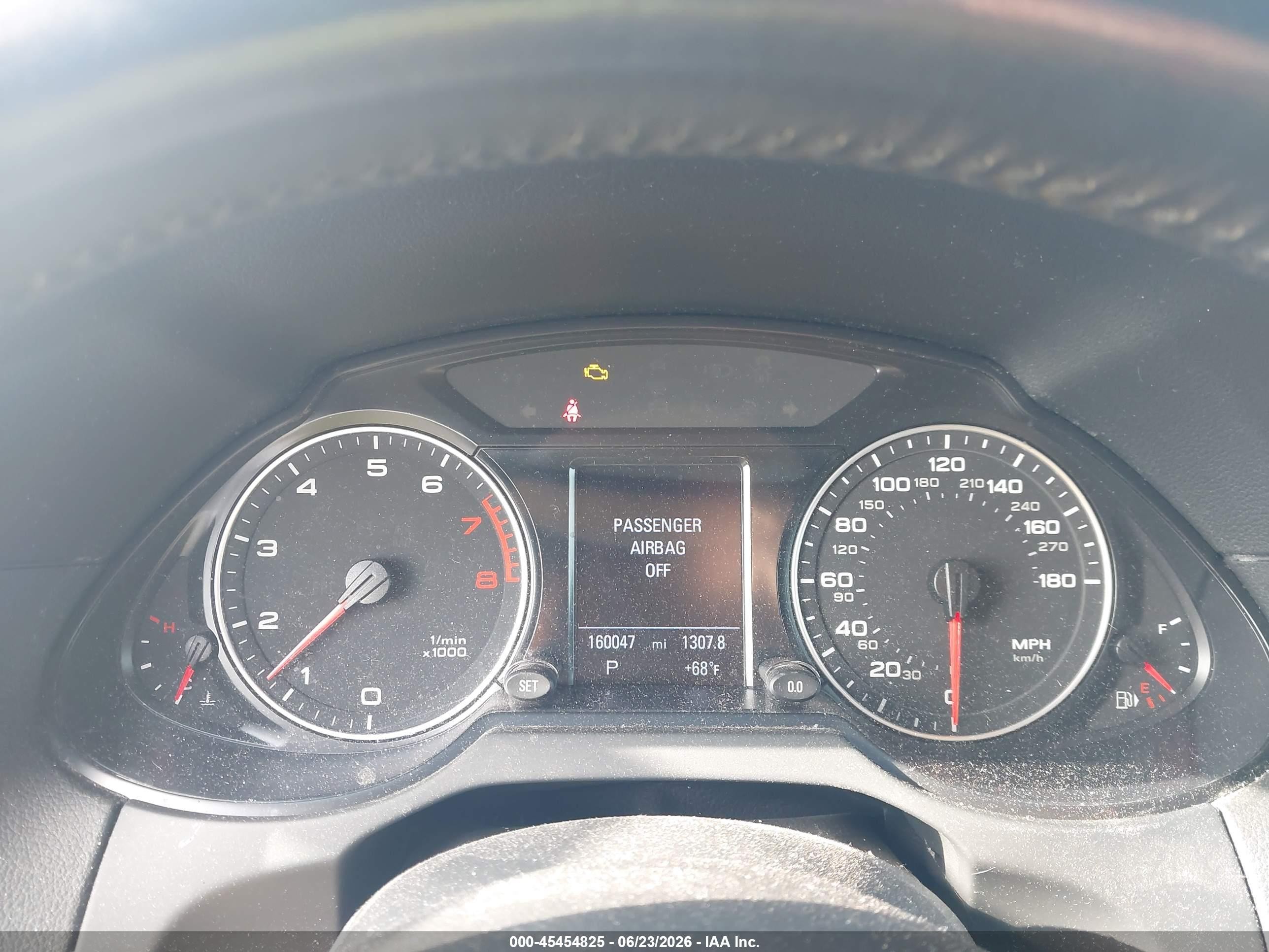 2010 Audi Q5 3.2 Premium Black vin: WA1LKAFP5AA046124