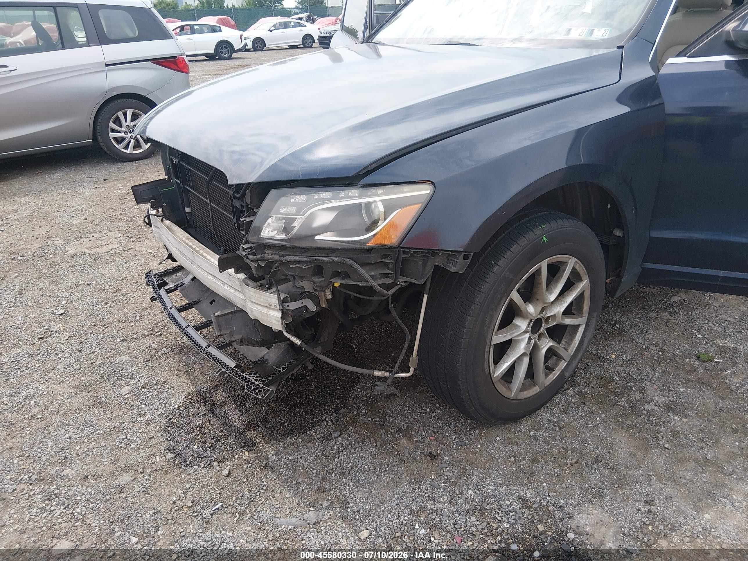 2010 Audi Q5 3.2 Premium Blue vin: WA1LKAFP5AA084484