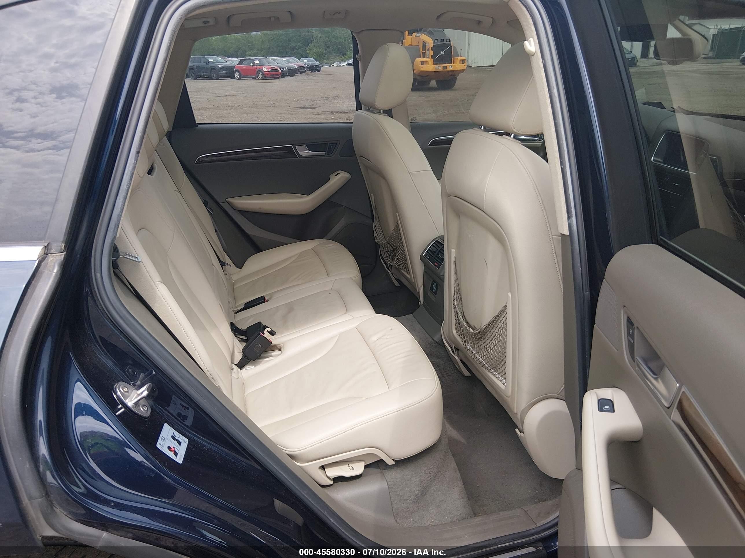 2010 Audi Q5 3.2 Premium Blue vin: WA1LKAFP5AA084484