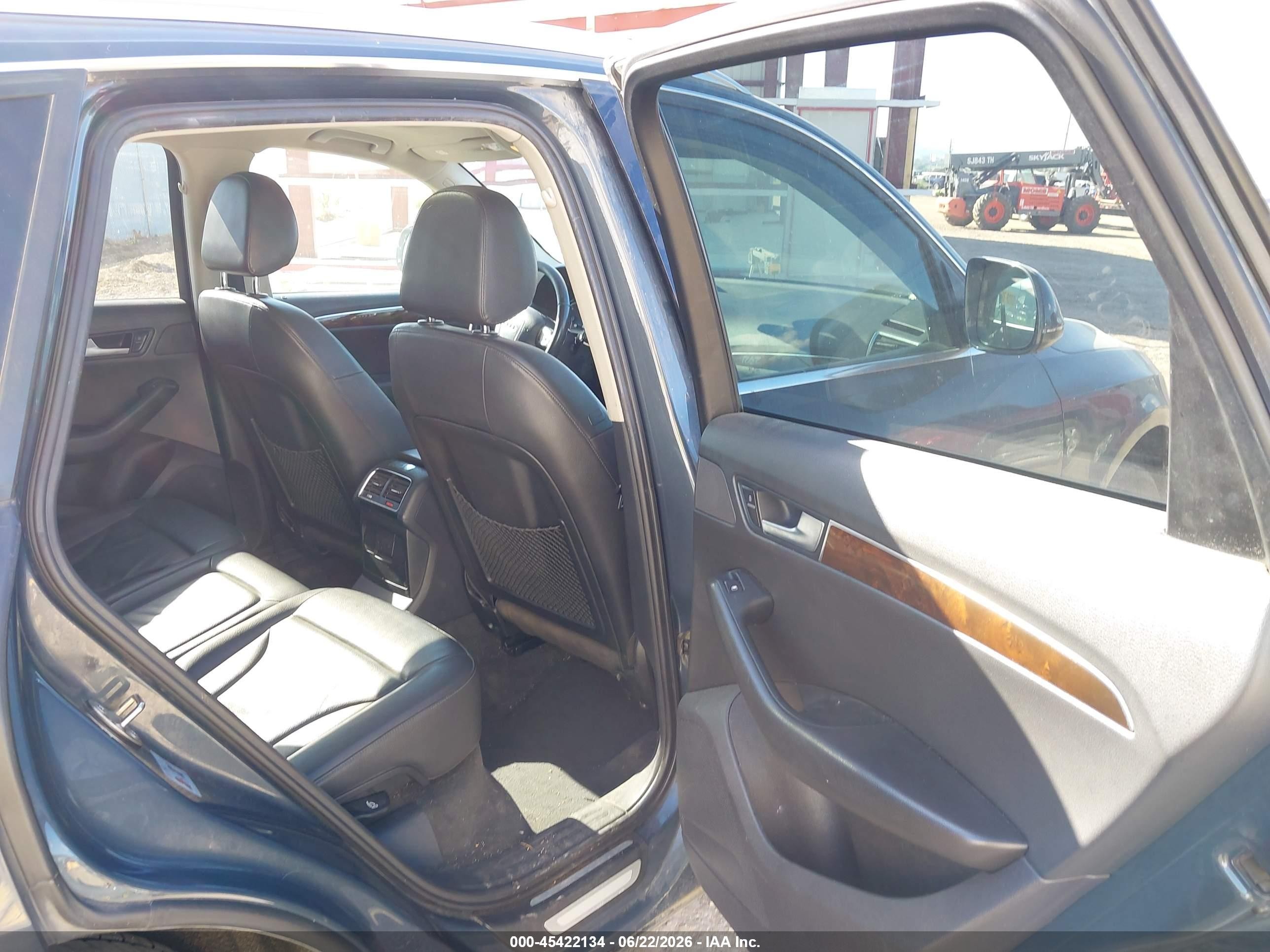 2010 Audi Q5 3.2 Premium Gray vin: WA1LKAFP5AA099387