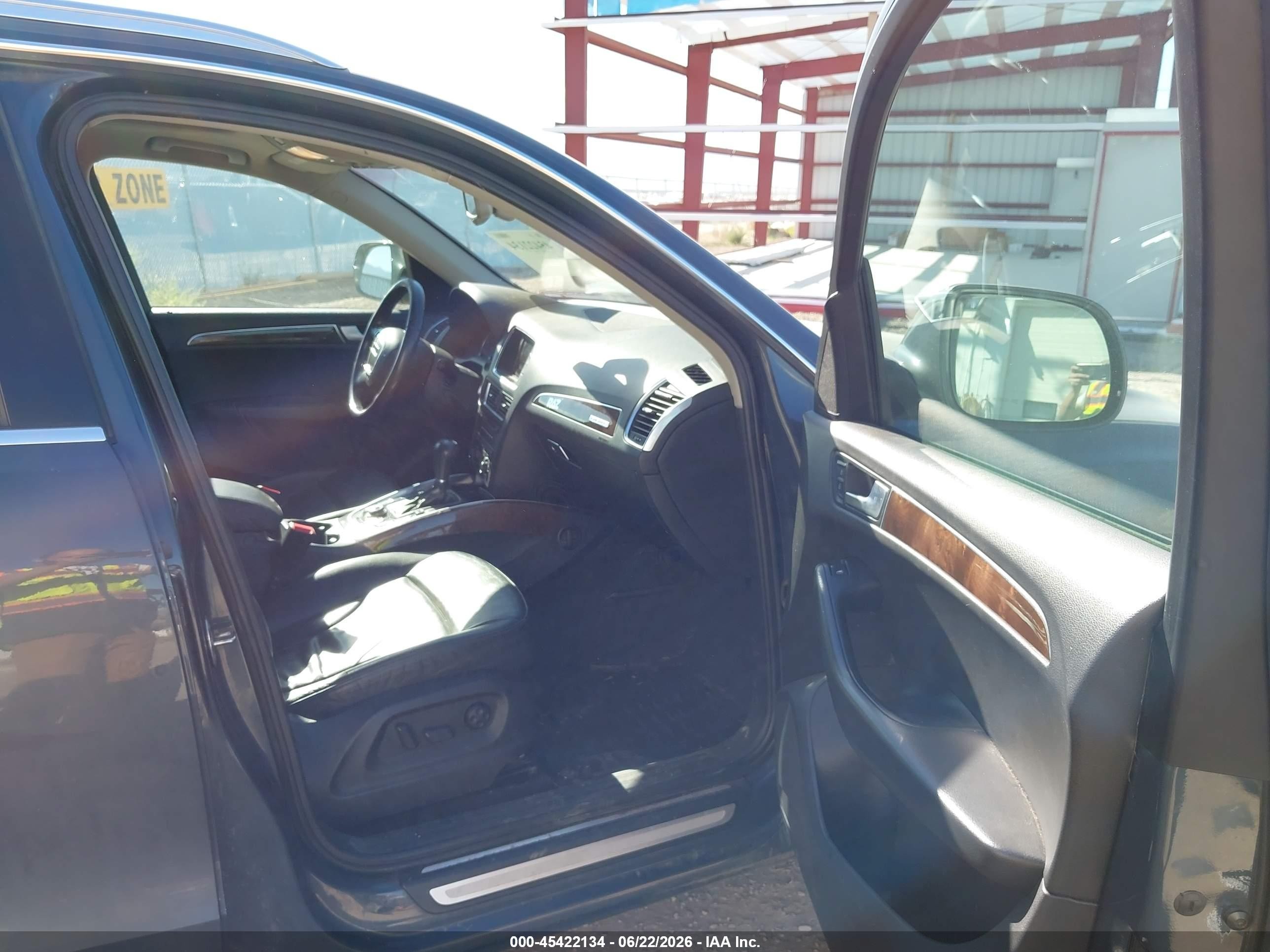 2010 Audi Q5 3.2 Premium Gray vin: WA1LKAFP5AA099387