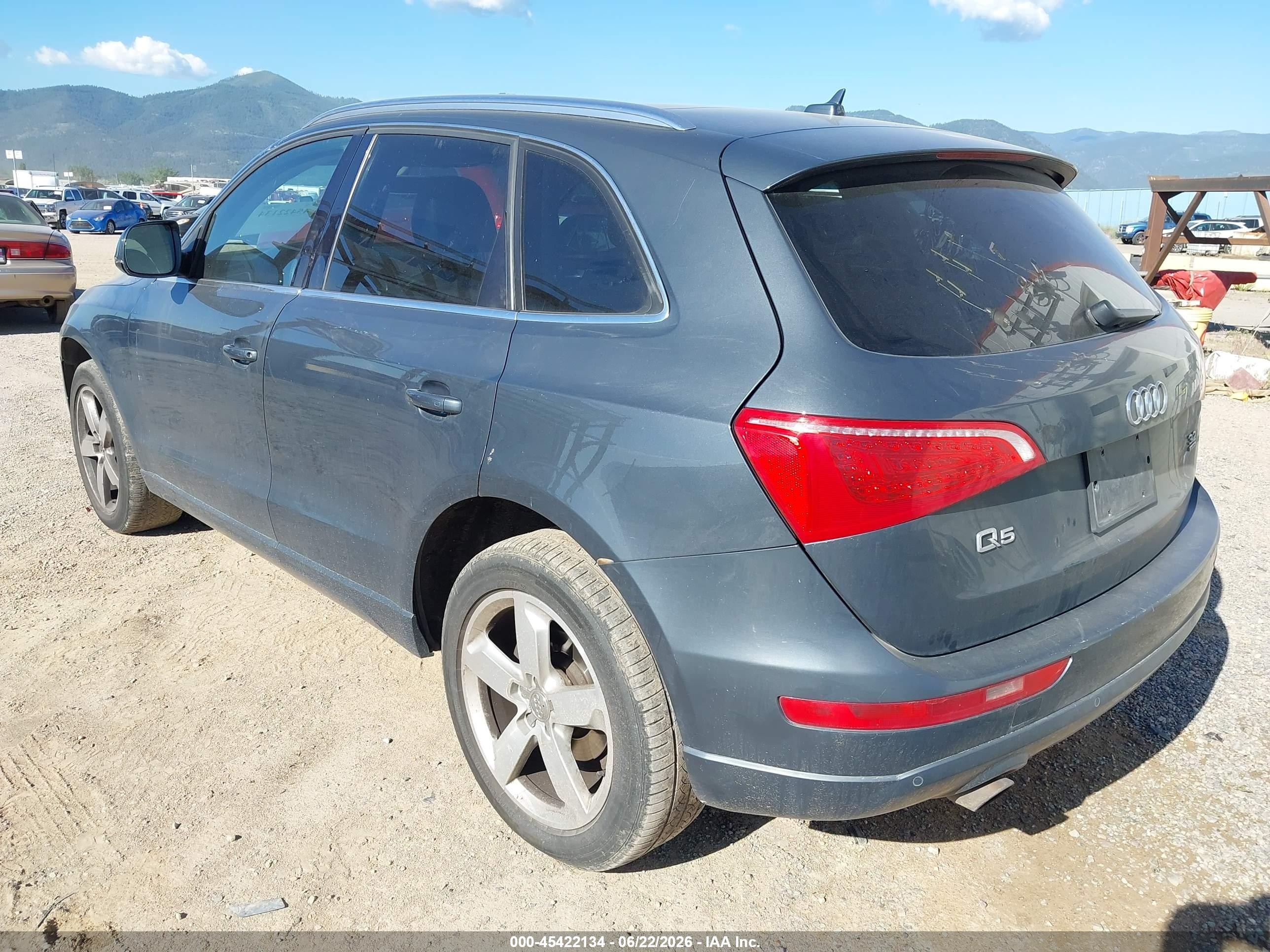 2010 Audi Q5 3.2 Premium Gray vin: WA1LKAFP5AA099387