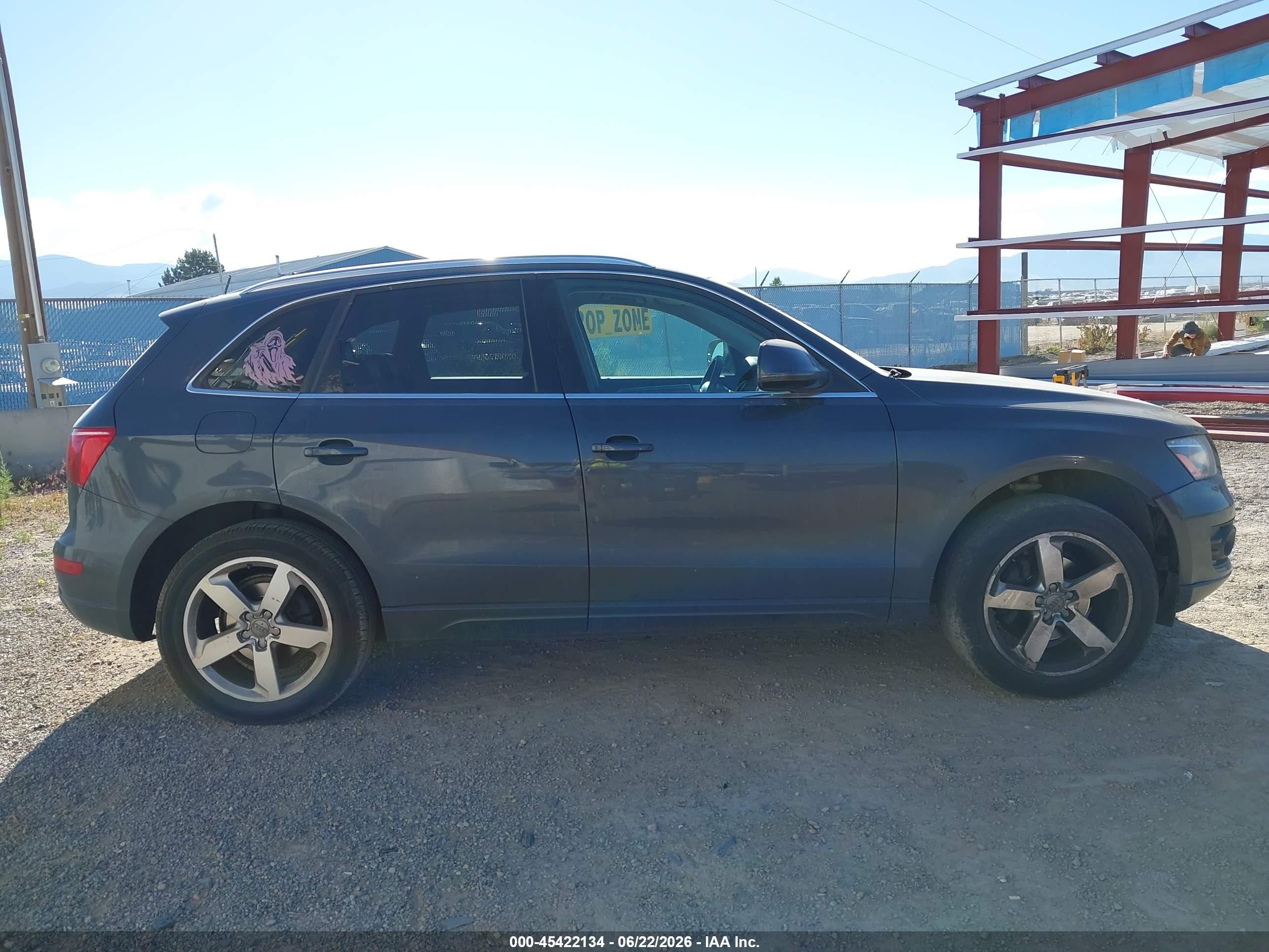 2010 Audi Q5 3.2 Premium Gray vin: WA1LKAFP5AA099387