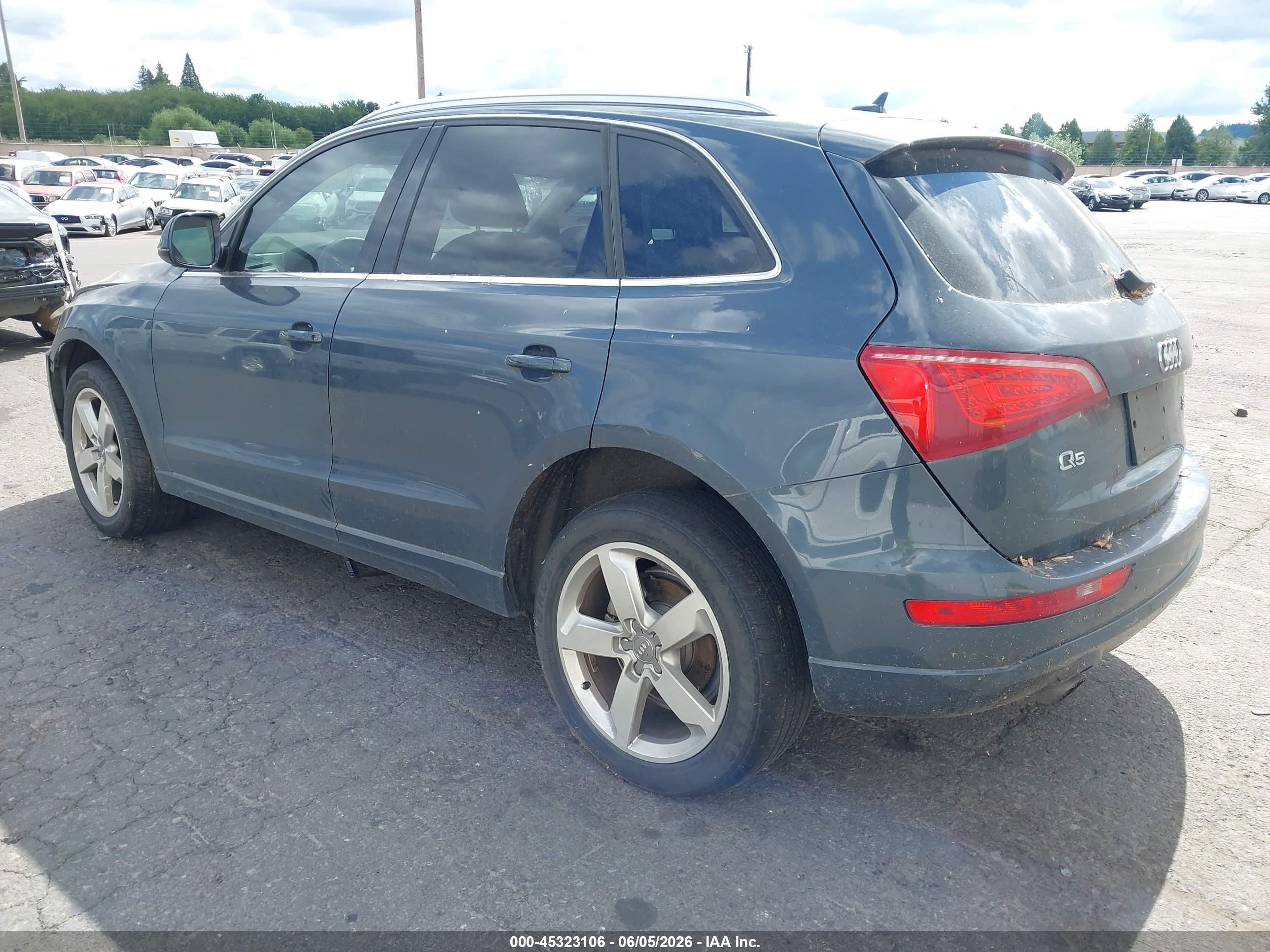 2010 Audi Q5 3.2 Premium Gray vin: WA1LKAFP6AA070853