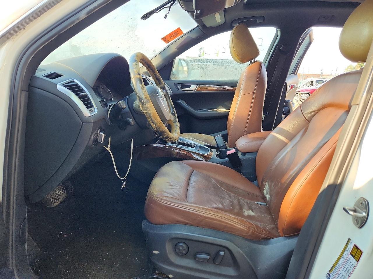 2010 Audi Q5 Premium Plus White vin: WA1LKAFP6AA108307