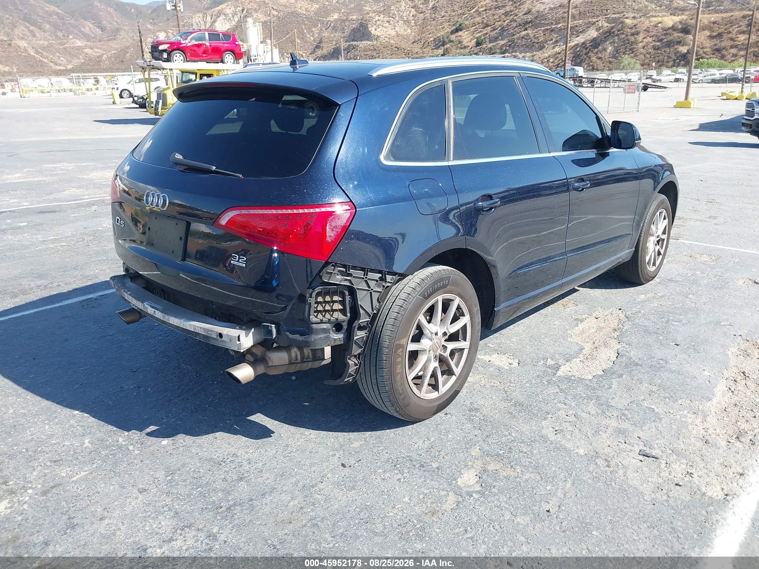 2010 Audi Q5 3.2 Premium Синий vin: WA1LKAFP7AA042625