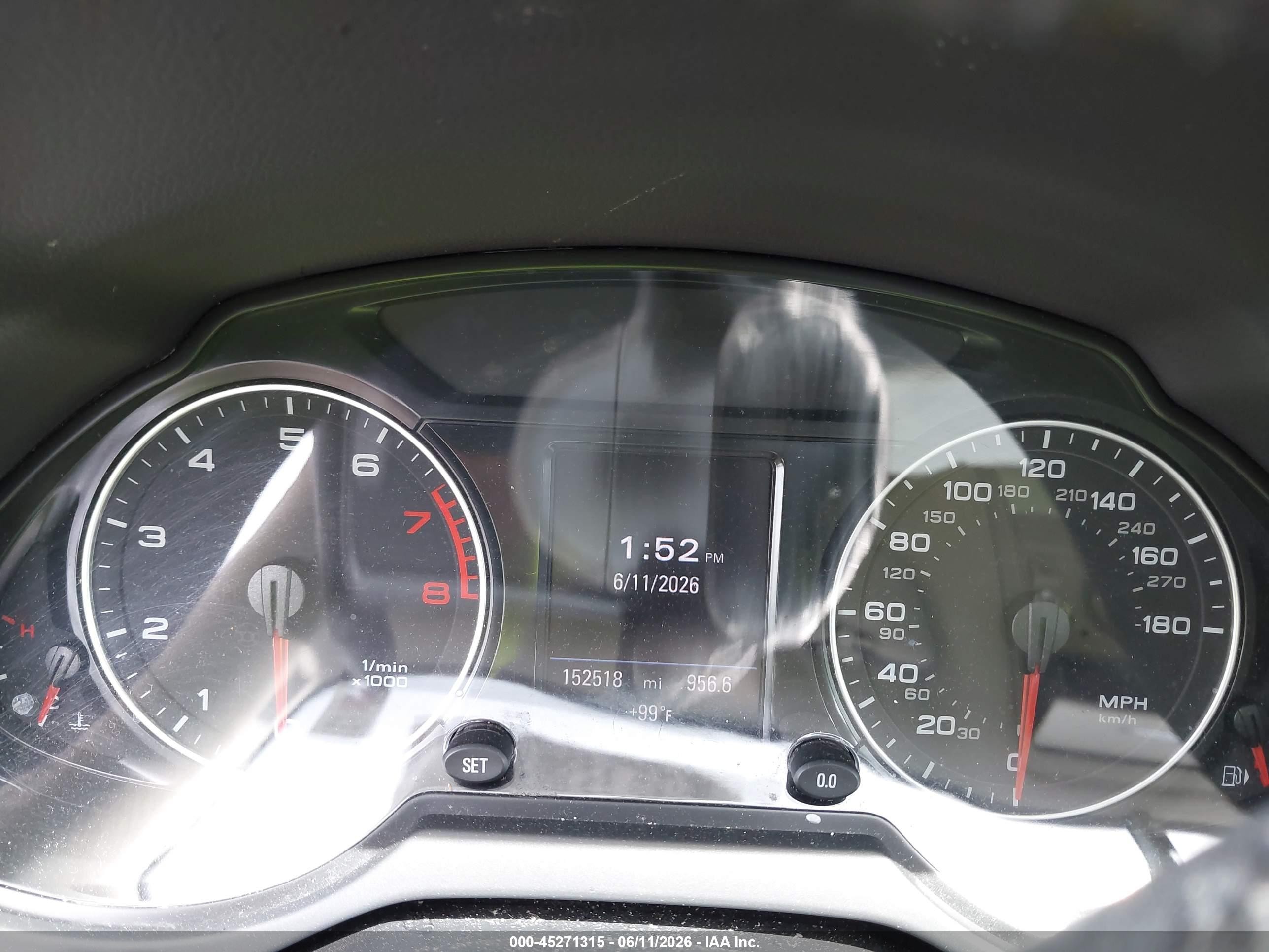 2010 Audi Q5 3.2 Premium Белый vin: WA1LKAFP7AA045119
