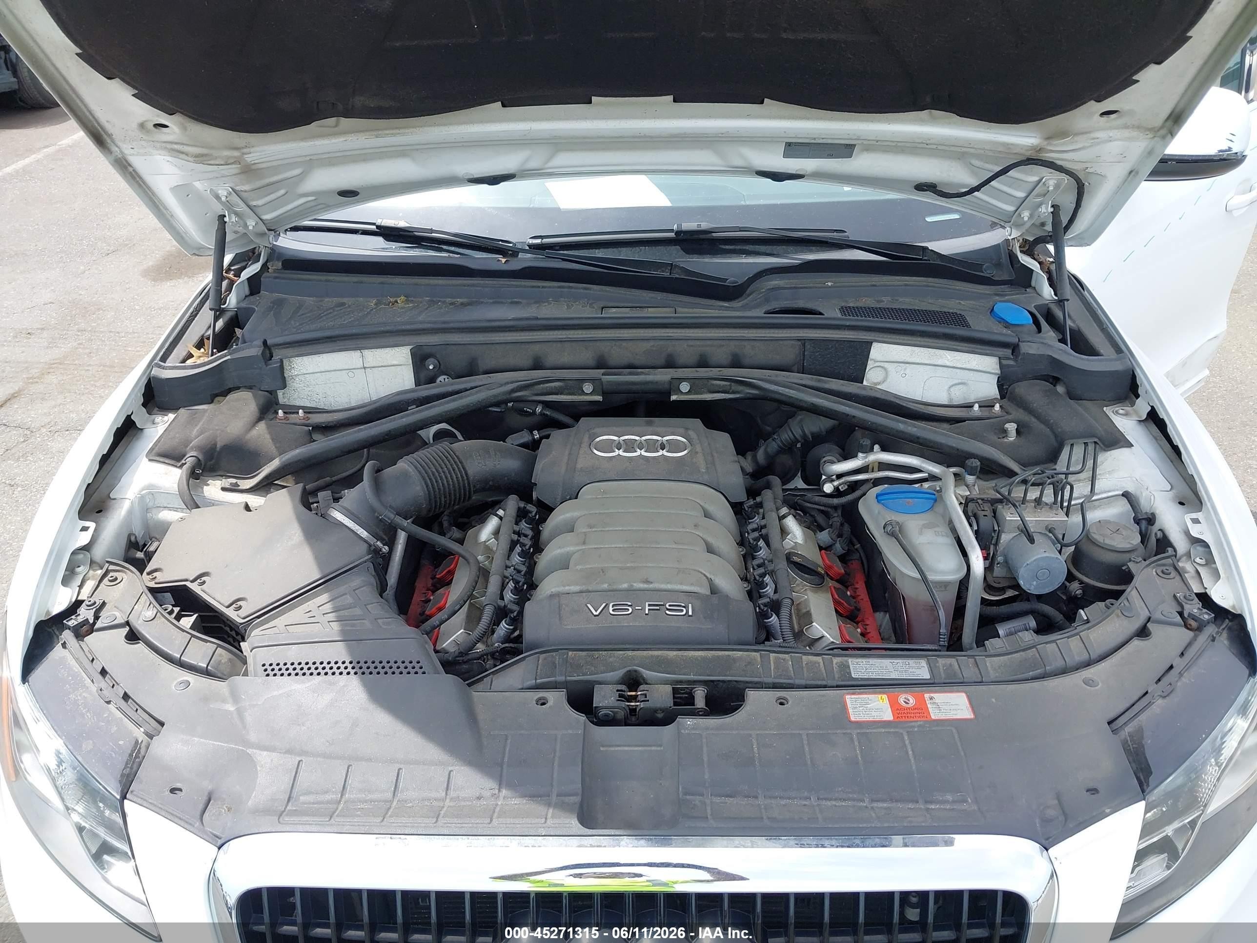 2010 Audi Q5 3.2 Premium Белый vin: WA1LKAFP7AA045119