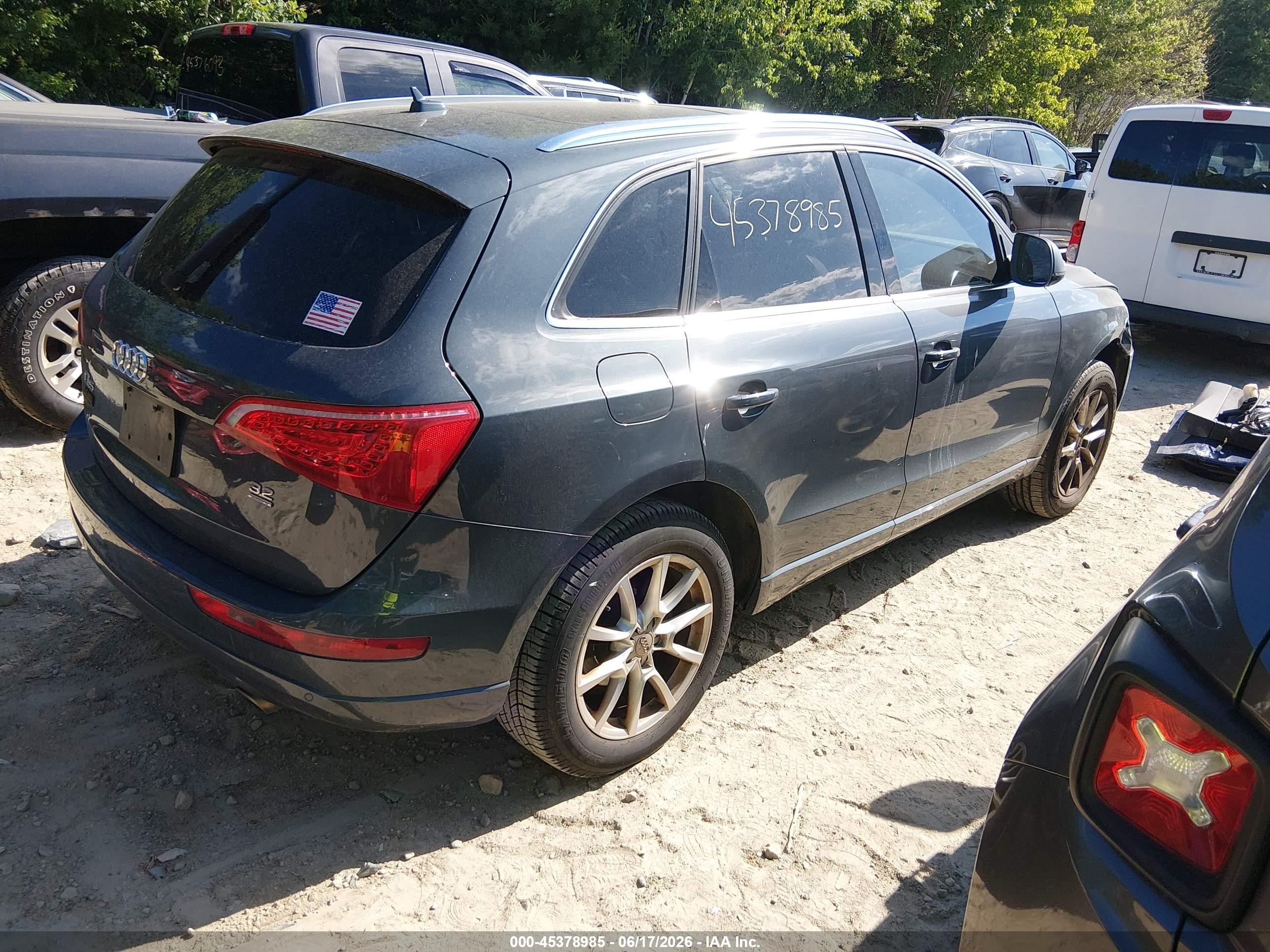 2010 Audi Q5 3.2 Premium Blue vin: WA1LKAFP7AA082641