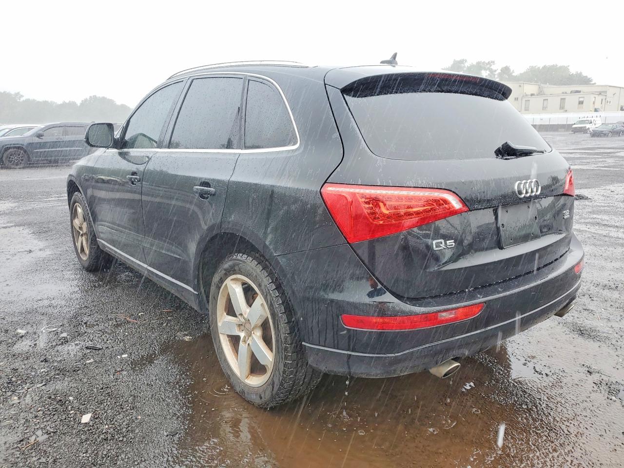 2010 Audi Q5 Premium Plus Black vin: WA1LKAFP7AA103021