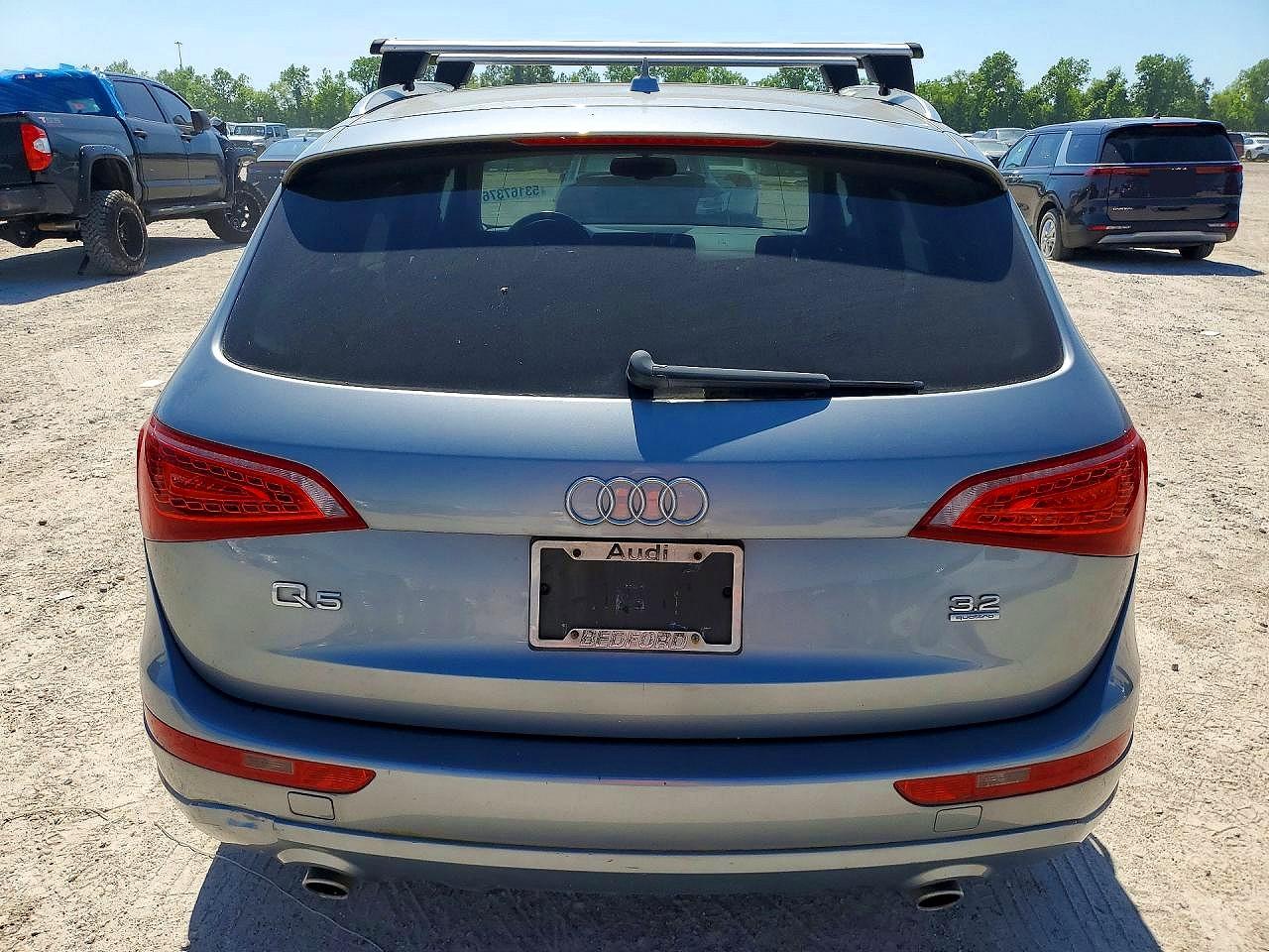 2010 Audi Q5 Silver vin: WA1LKAFP8AA005602