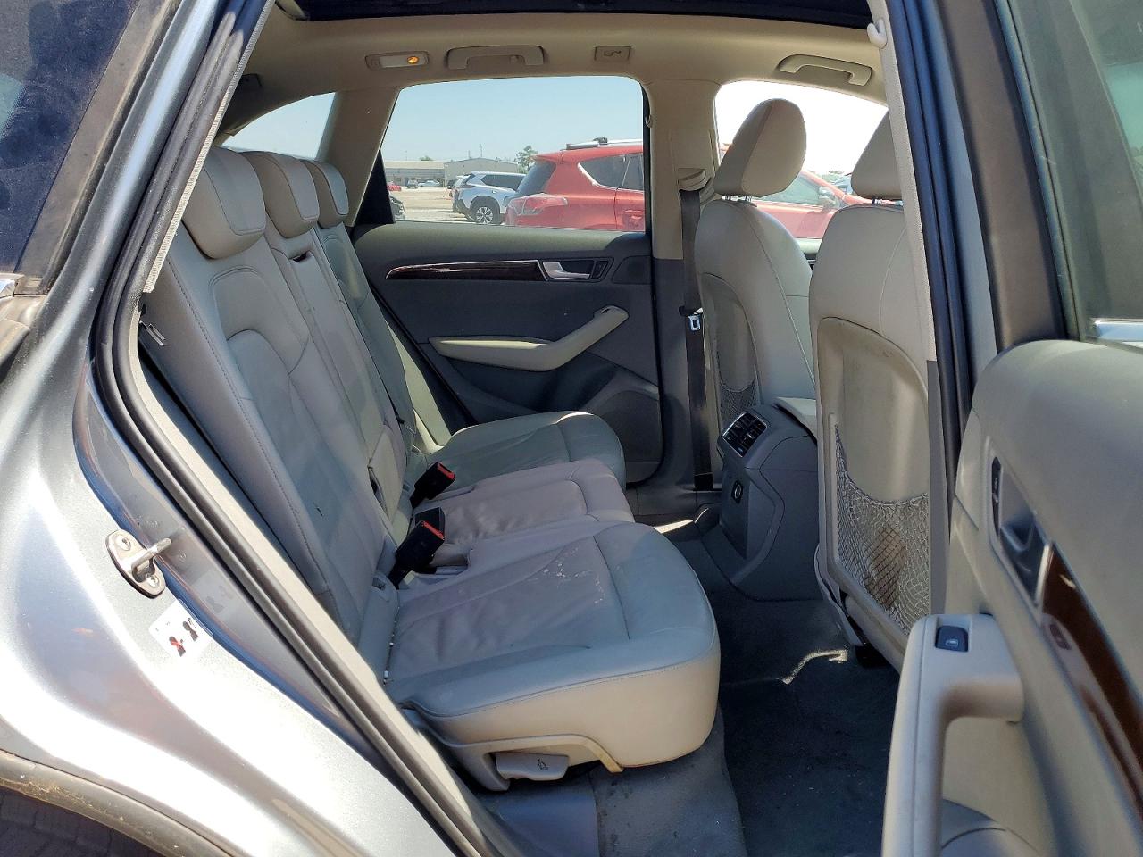 2010 Audi Q5 Silver vin: WA1LKAFP8AA005602