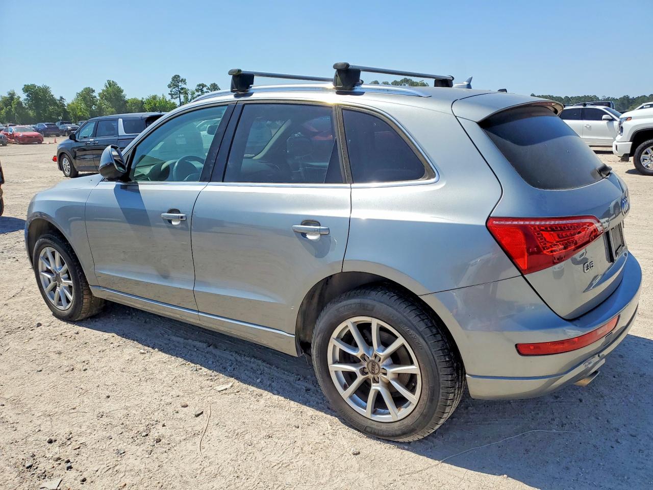 2010 Audi Q5 Silver vin: WA1LKAFP8AA005602