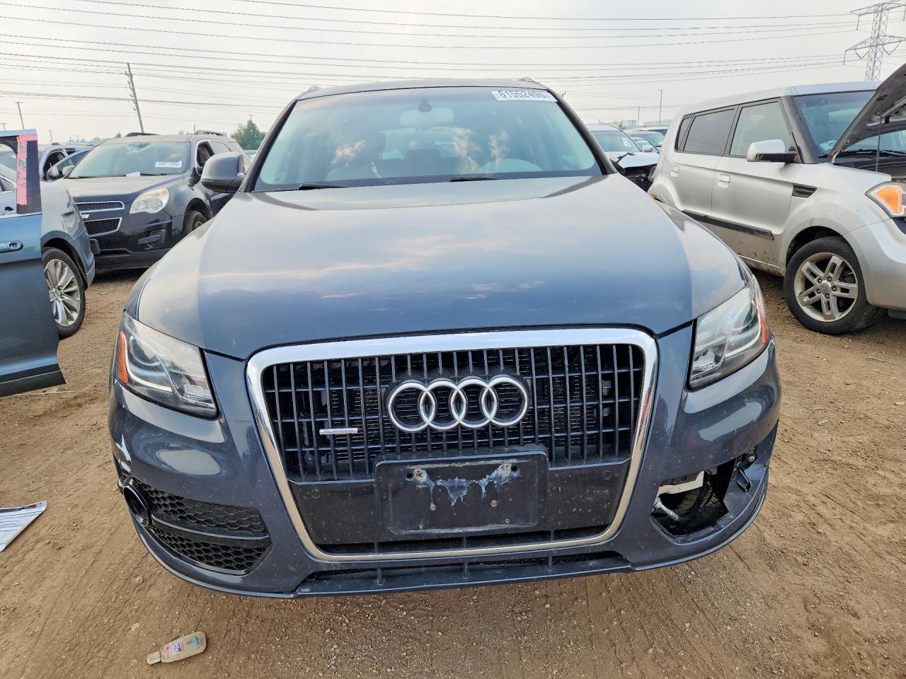 2010 Audi Q5 Premium Plus Blue vin: WA1LKAFP8AA017913