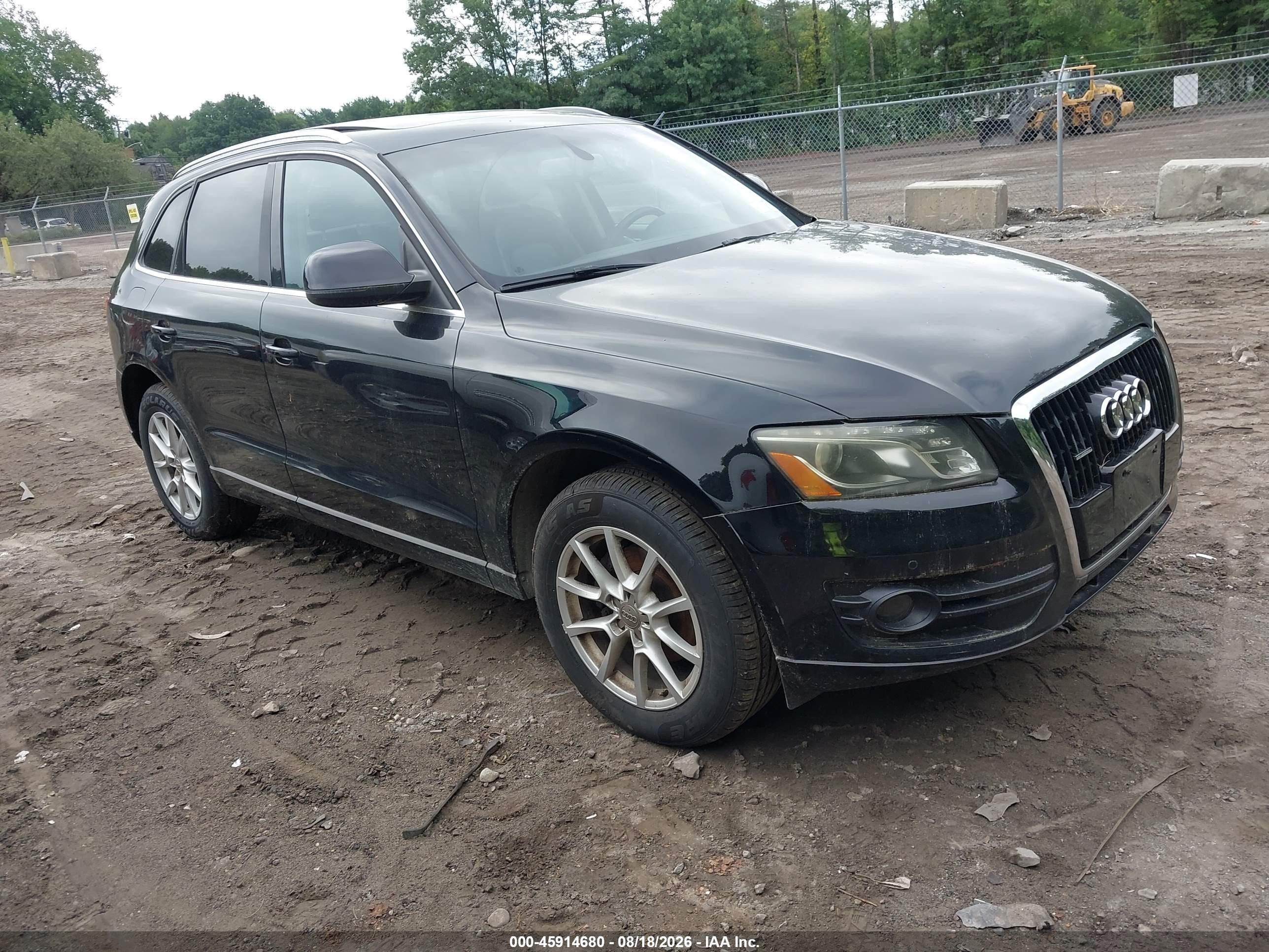 2010 Audi Q5 3.2 Premium Black vin: WA1LKAFP8AA018382