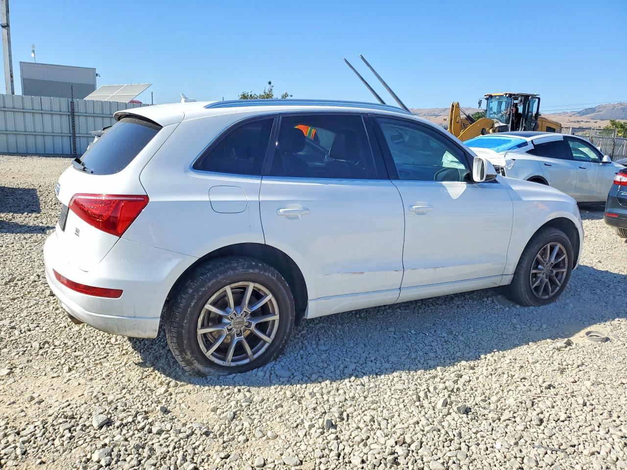 2010 Audi Q5 Premium Plus White vin: WA1LKAFP8AA064844