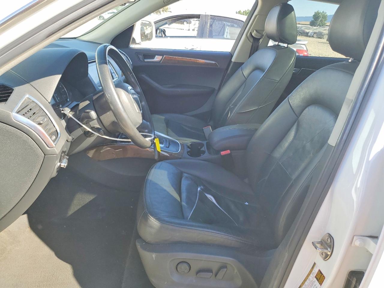 2010 Audi Q5 Premium Plus White vin: WA1LKAFP8AA064844