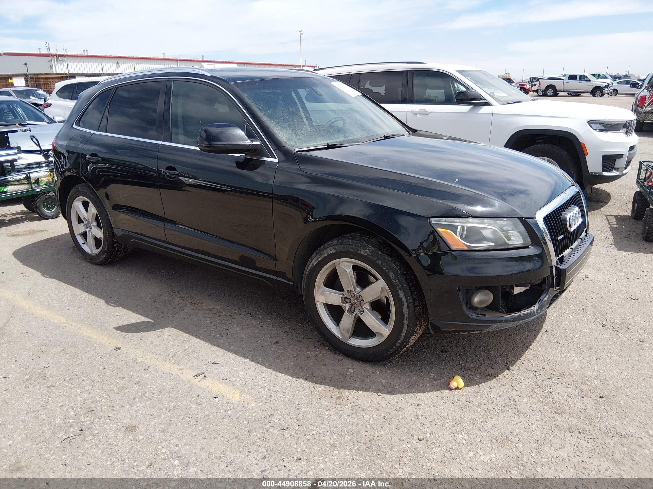 2010 Audi Q5 3.2 Premium Black vin: WA1LKAFP8AA076587