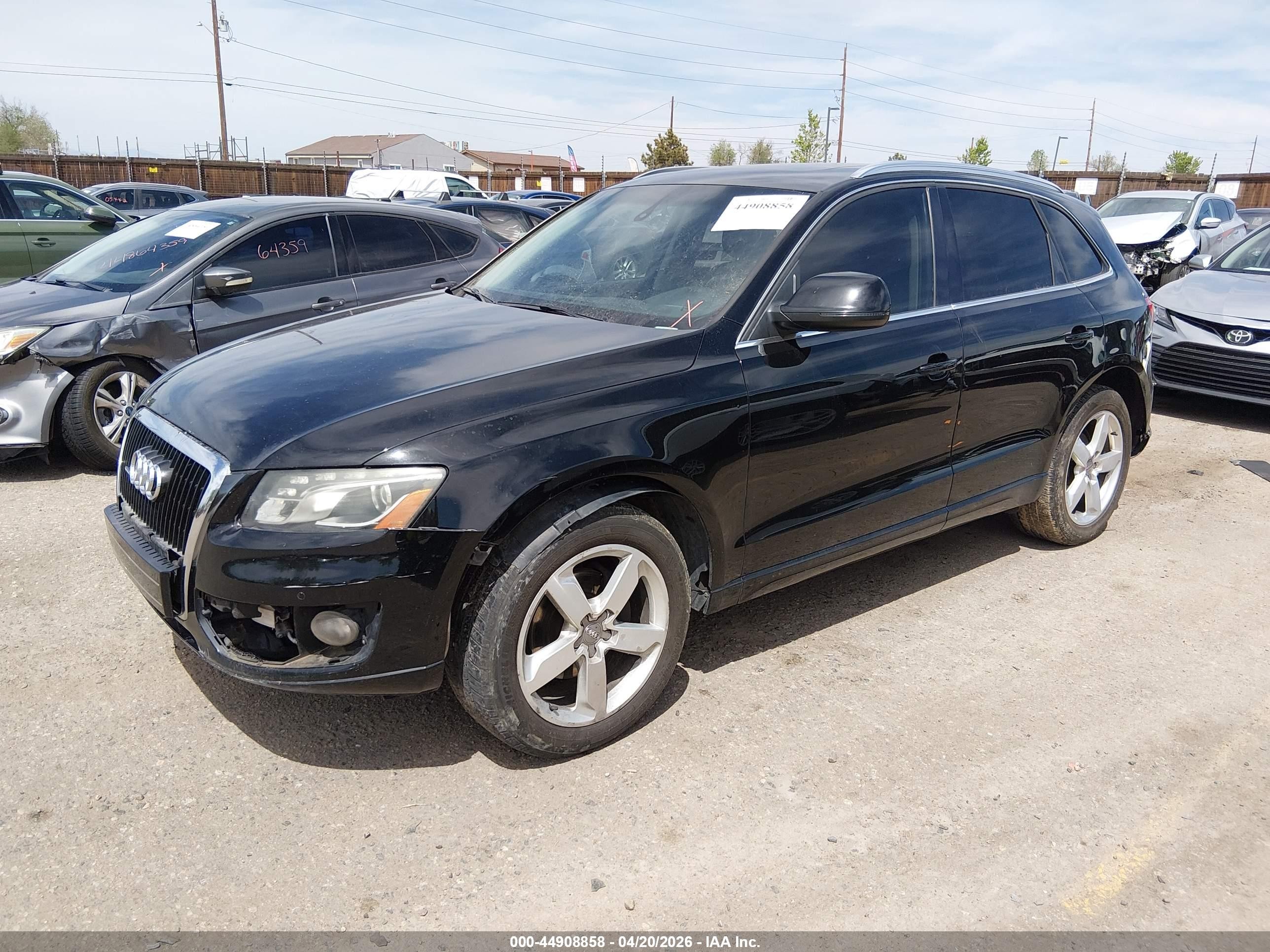 2010 Audi Q5 3.2 Premium Black vin: WA1LKAFP8AA076587