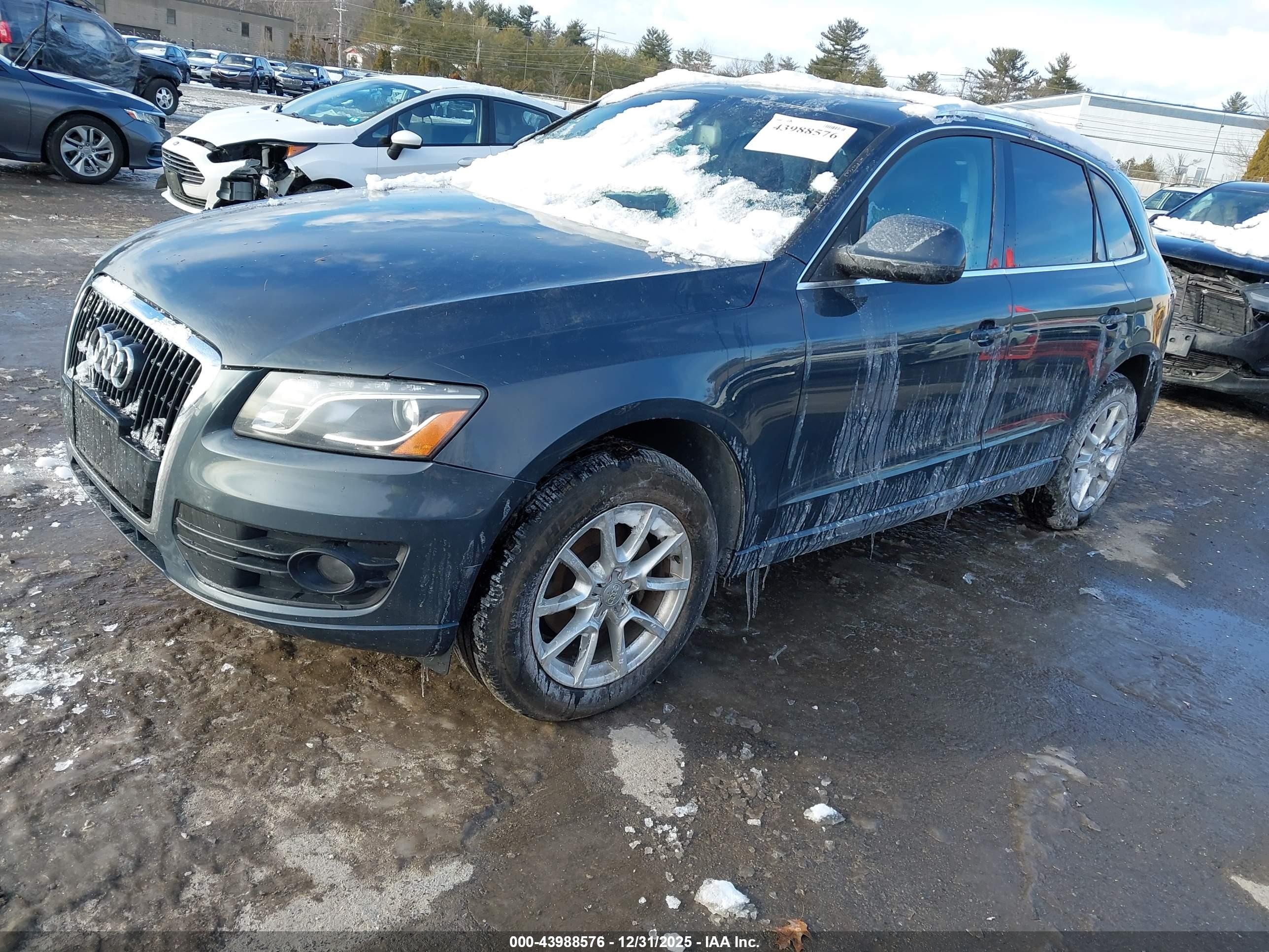 2010 Audi Q5 3.2 Premium Gray vin: WA1LKAFP8AA082812