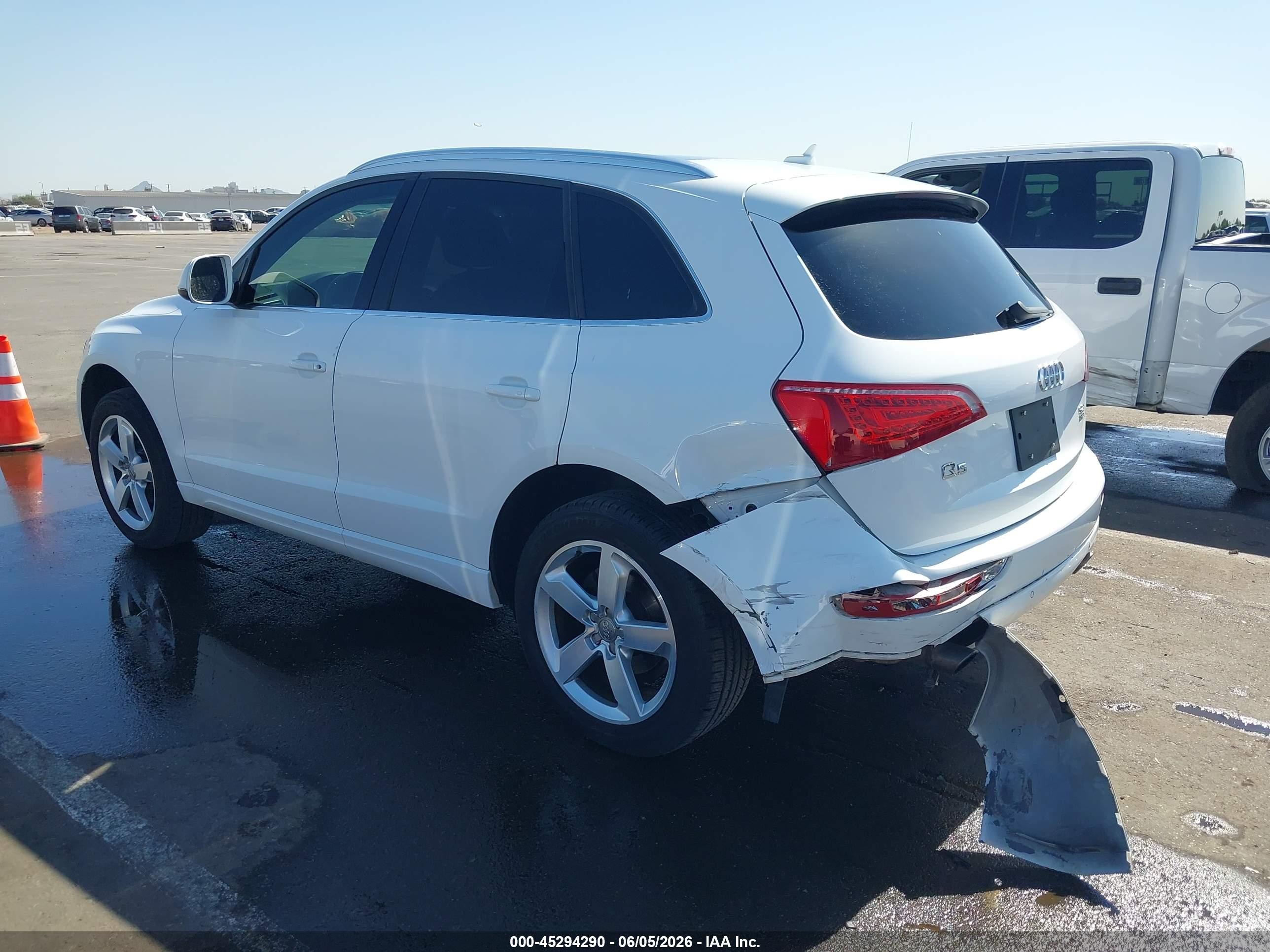 2010 Audi Q5 3.2 Premium White vin: WA1LKAFP8AA093325