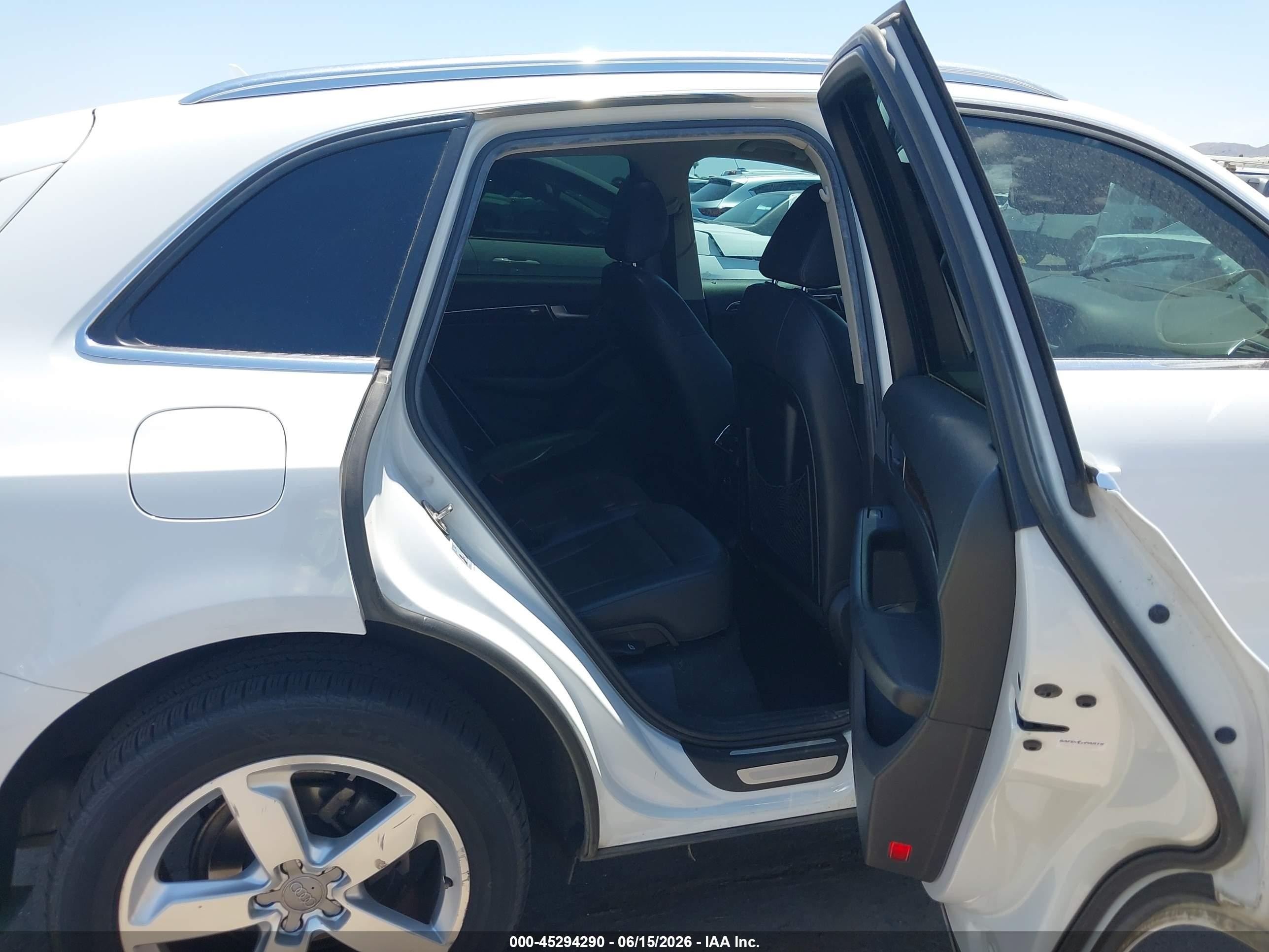 2010 Audi Q5 3.2 Premium White vin: WA1LKAFP8AA093325