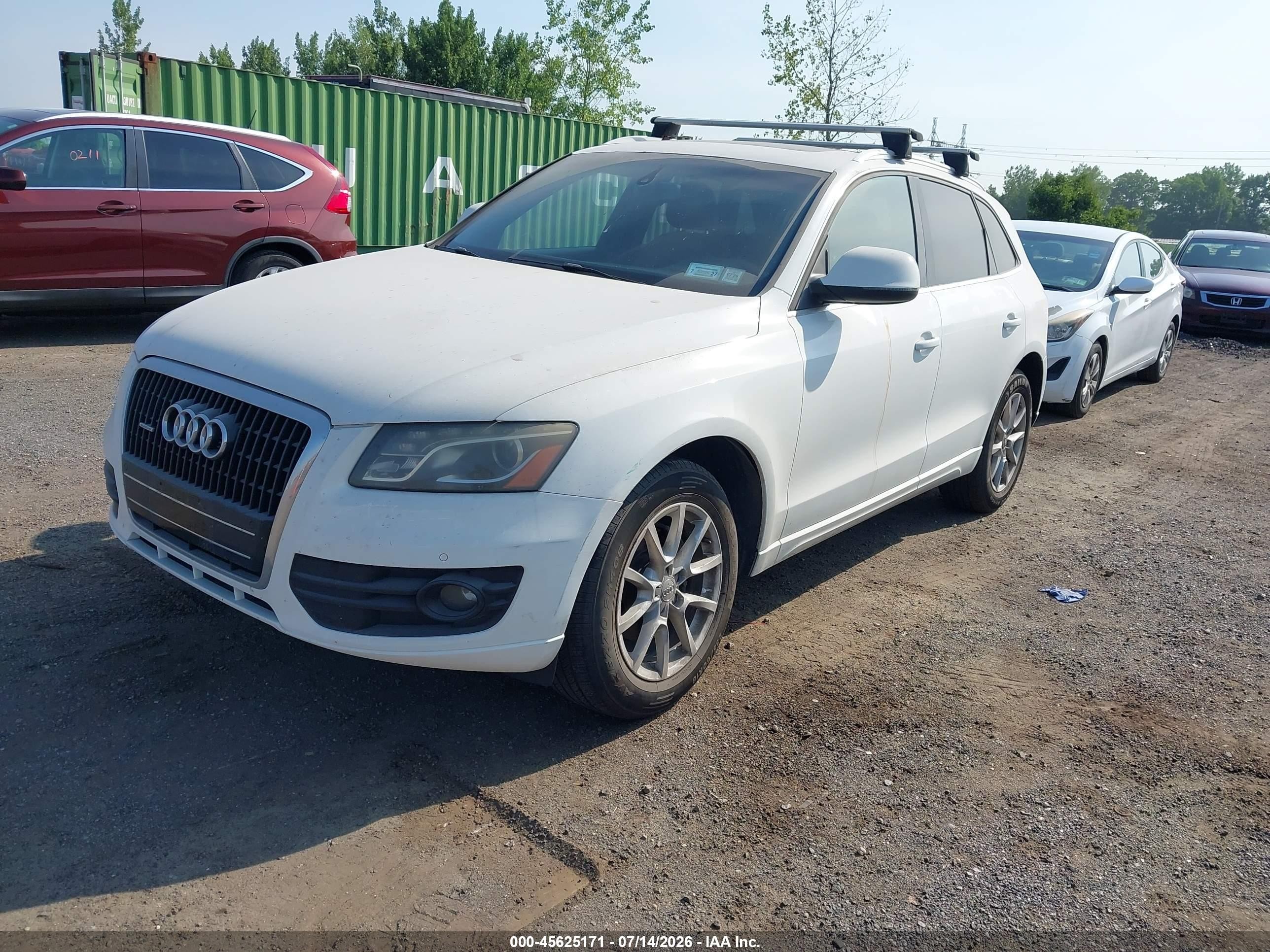 2010 Audi Q5 3.2 Premium White vin: WA1LKAFP8AA093955