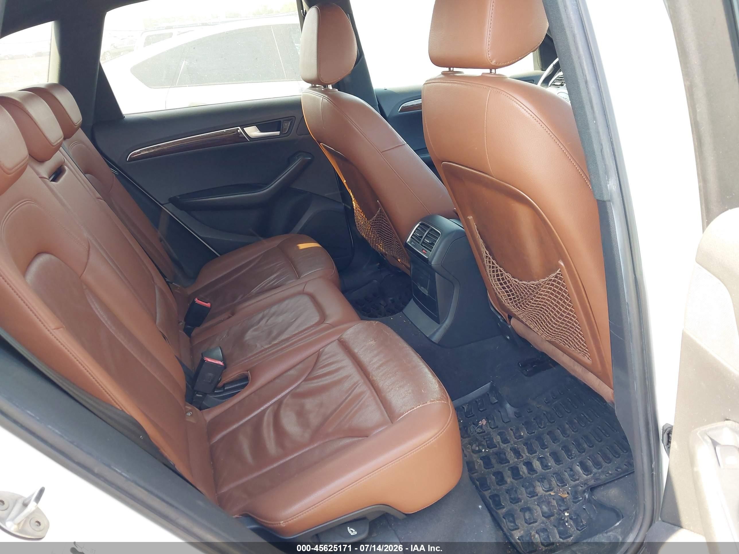2010 Audi Q5 3.2 Premium White vin: WA1LKAFP8AA093955