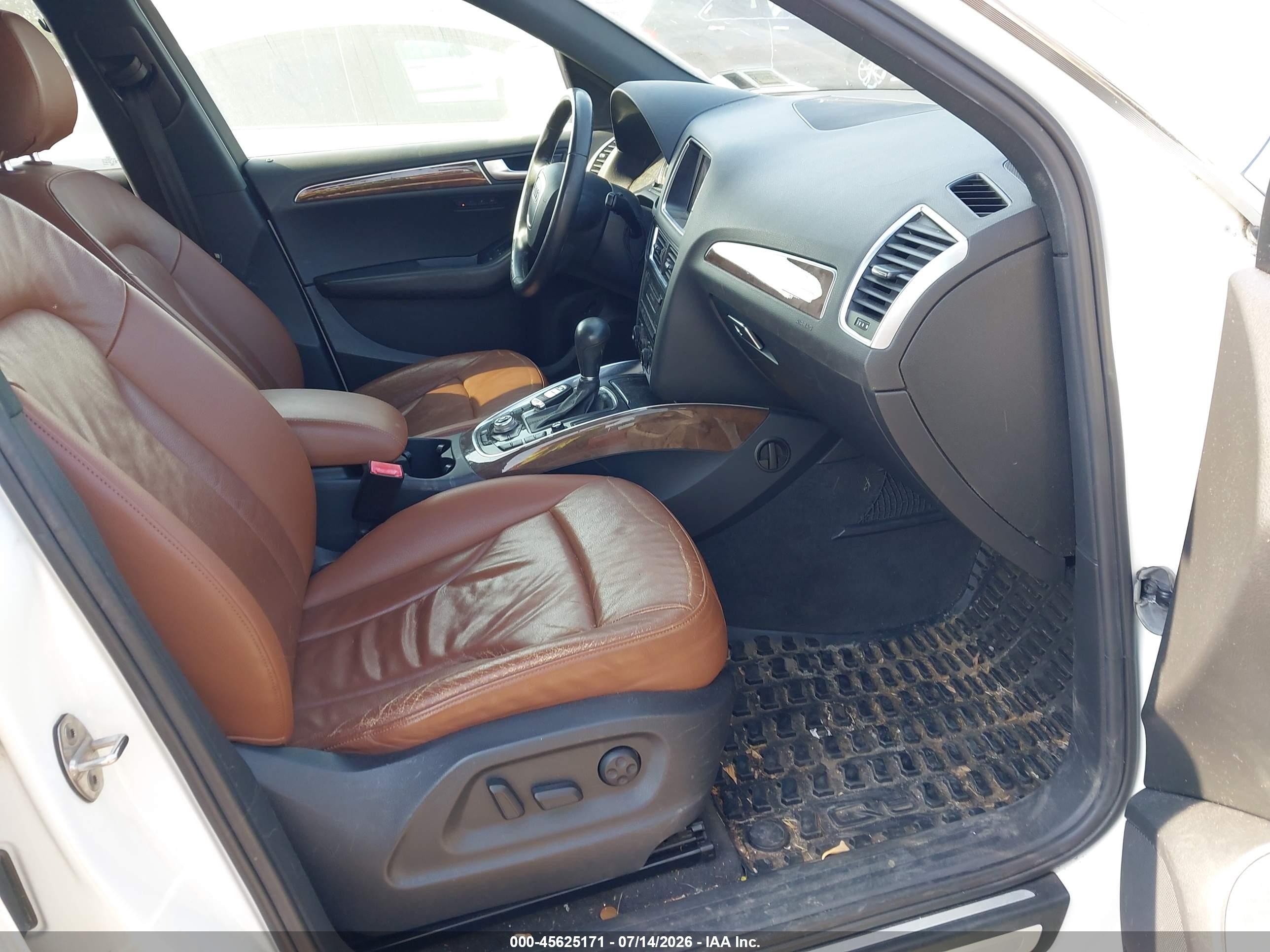2010 Audi Q5 3.2 Premium White vin: WA1LKAFP8AA093955