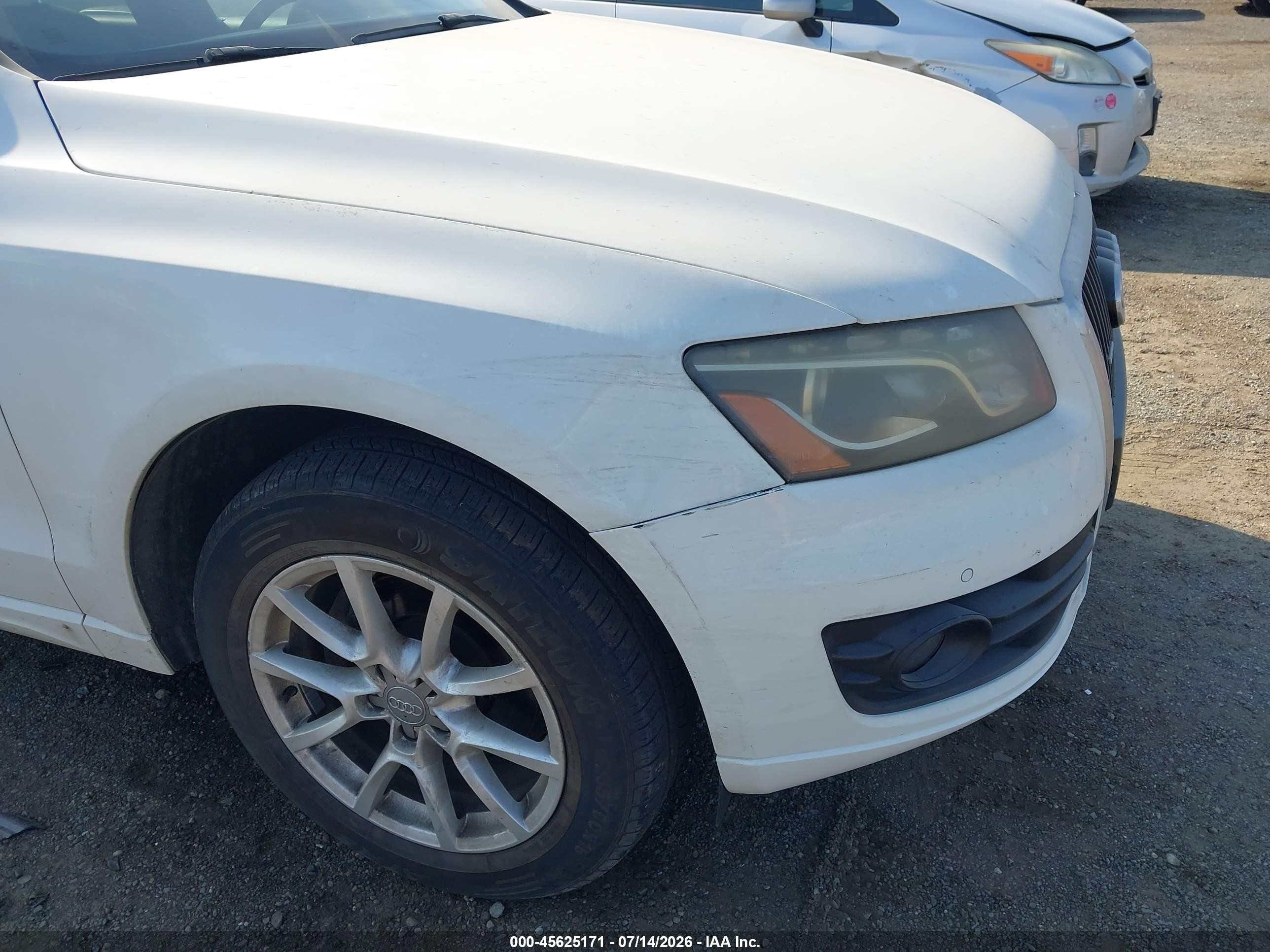 2010 Audi Q5 3.2 Premium White vin: WA1LKAFP8AA093955