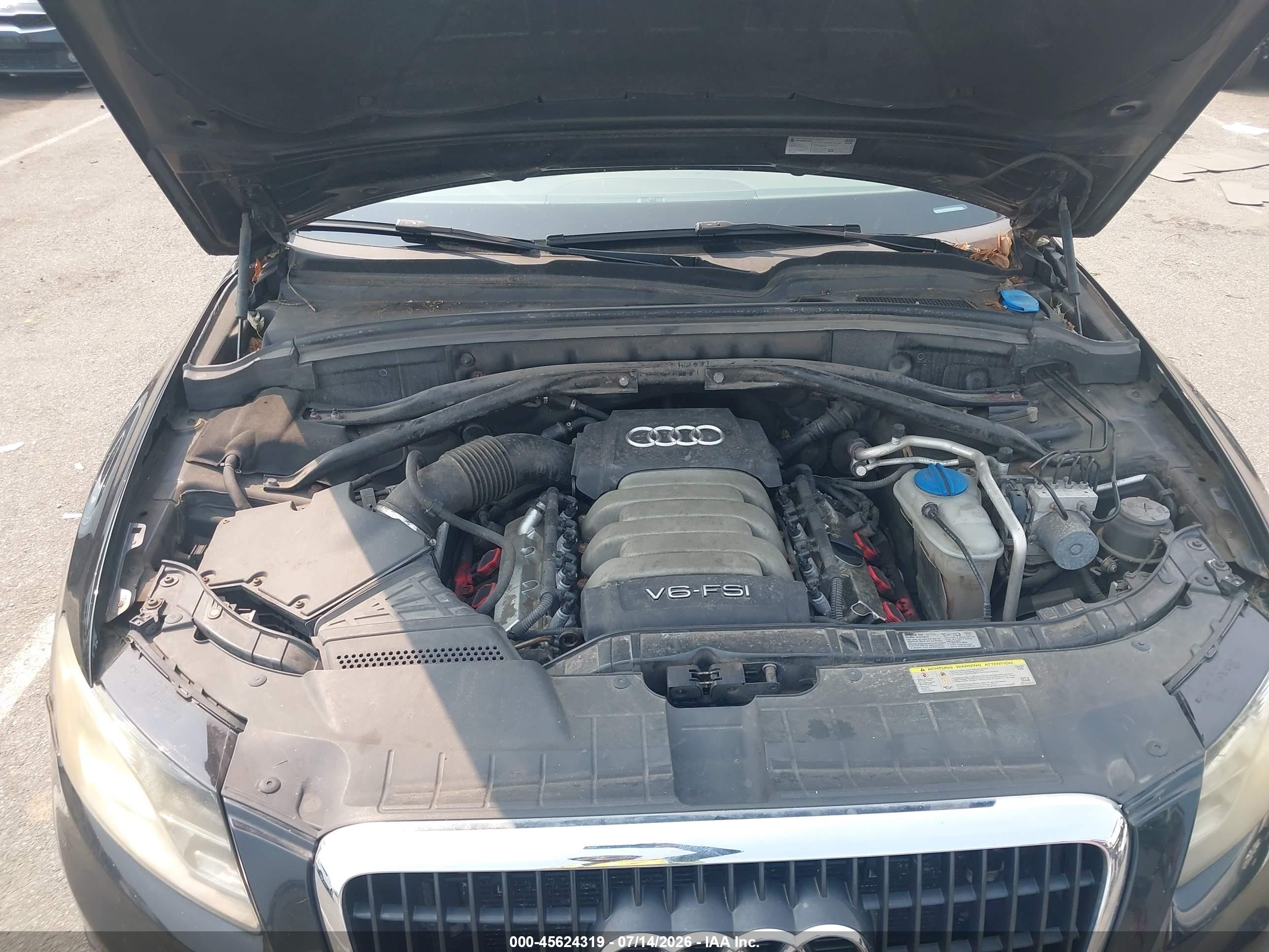 2010 Audi Q5 3.2 Premium Black vin: WA1LKAFP8AA095530