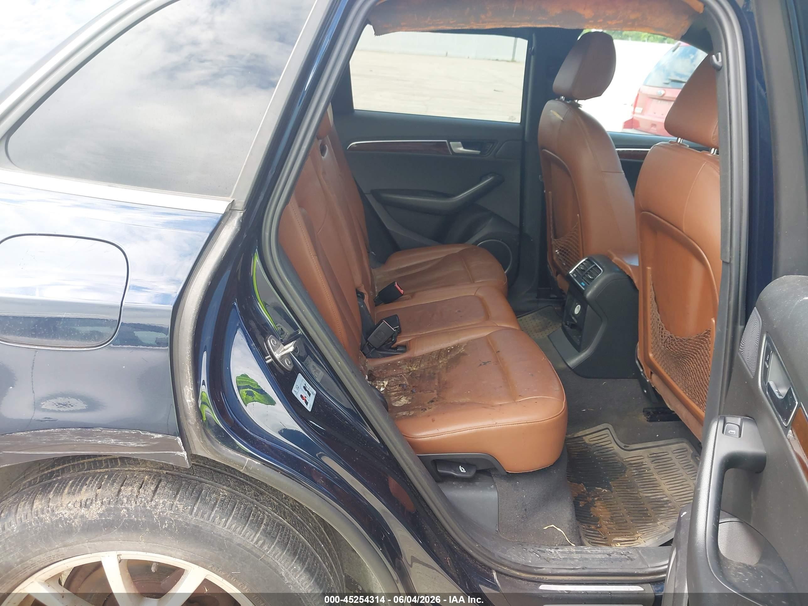 2010 Audi Q5 3.2 Premium Blue vin: WA1LKAFP9AA011229