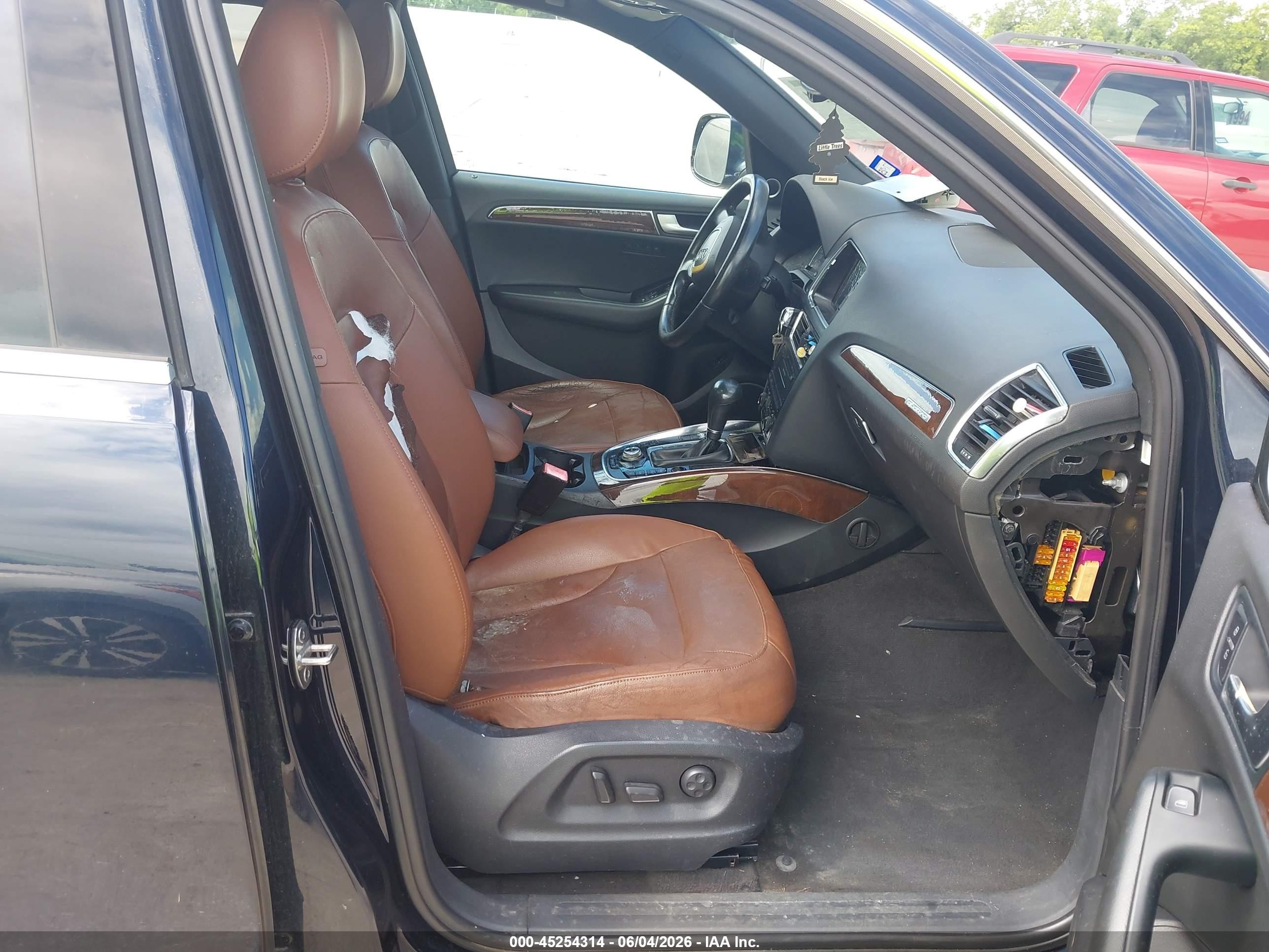 2010 Audi Q5 3.2 Premium Blue vin: WA1LKAFP9AA011229
