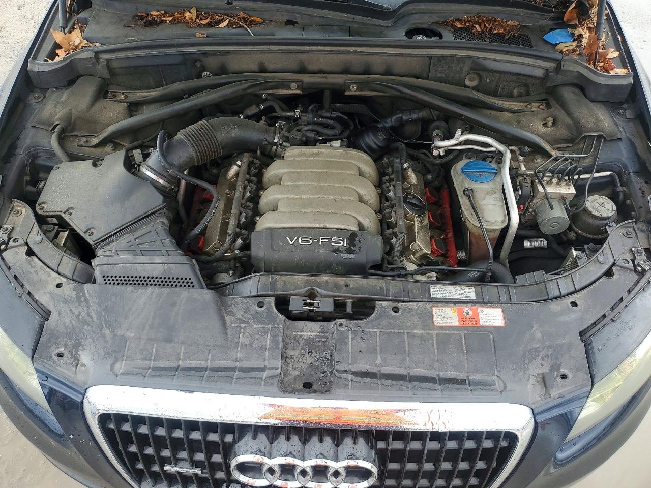 2010 Audi Q5 Premium Plus Blue vin: WA1LKAFPXAA012230