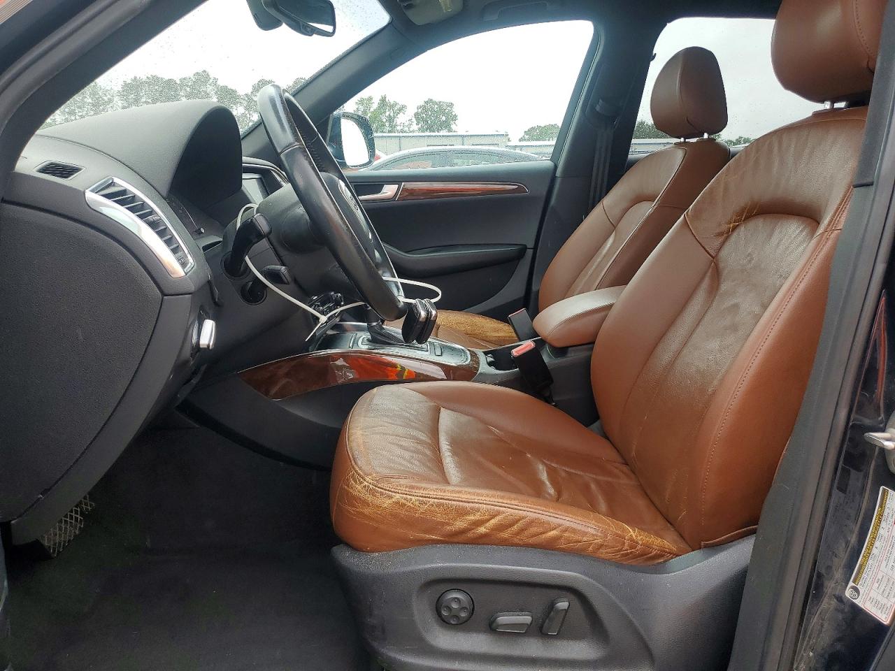 2010 Audi Q5 Premium Plus Blue vin: WA1LKAFPXAA012230