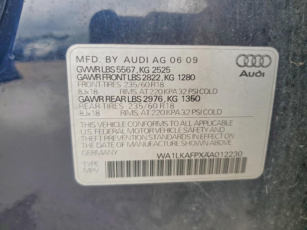 2010 Audi Q5 Premium Plus Blue vin: WA1LKAFPXAA012230