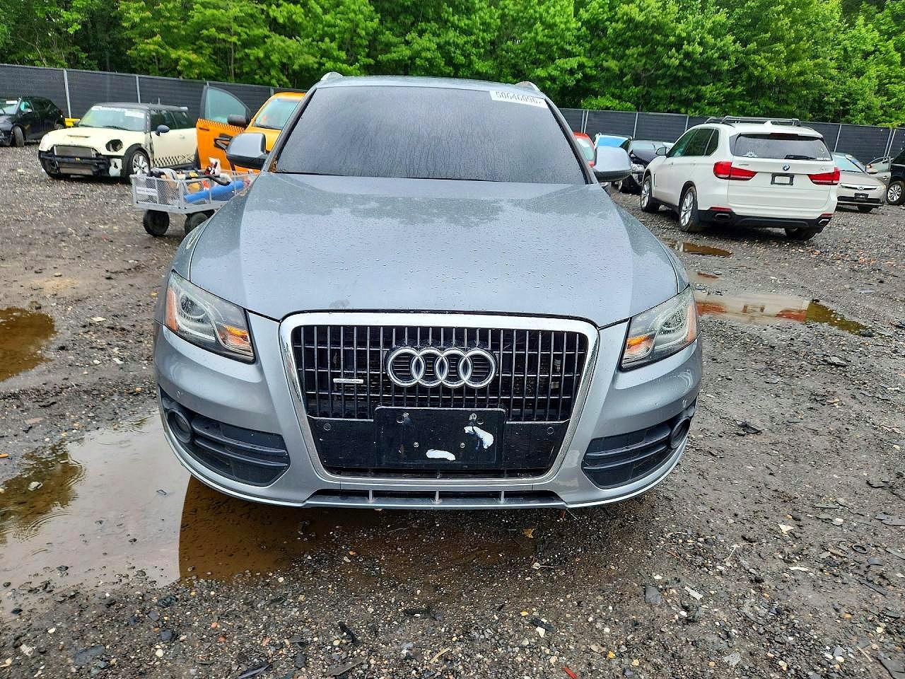 2010 Audi Q5 Premium Plus Gray vin: WA1LKAFPXAA023826
