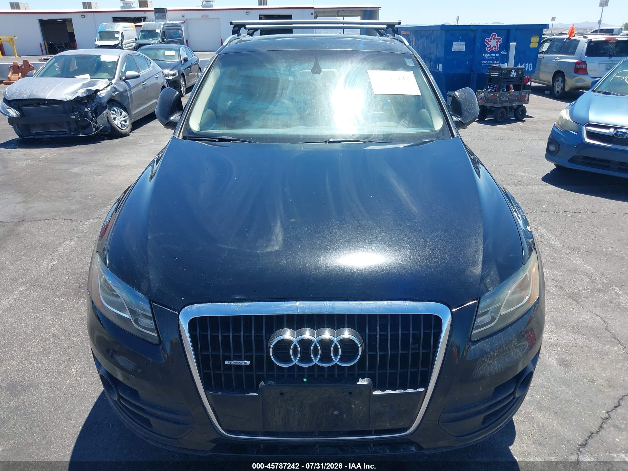 2010 Audi Q5 3.2 Premium Black vin: WA1LKAFPXAA067499