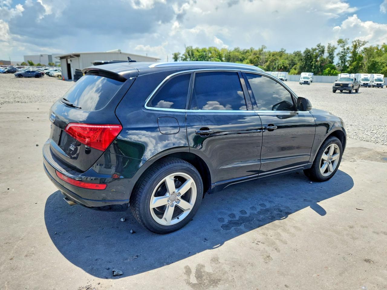 2010 Audi Q5 Premium Plus Black vin: WA1LKBFP2AA040674