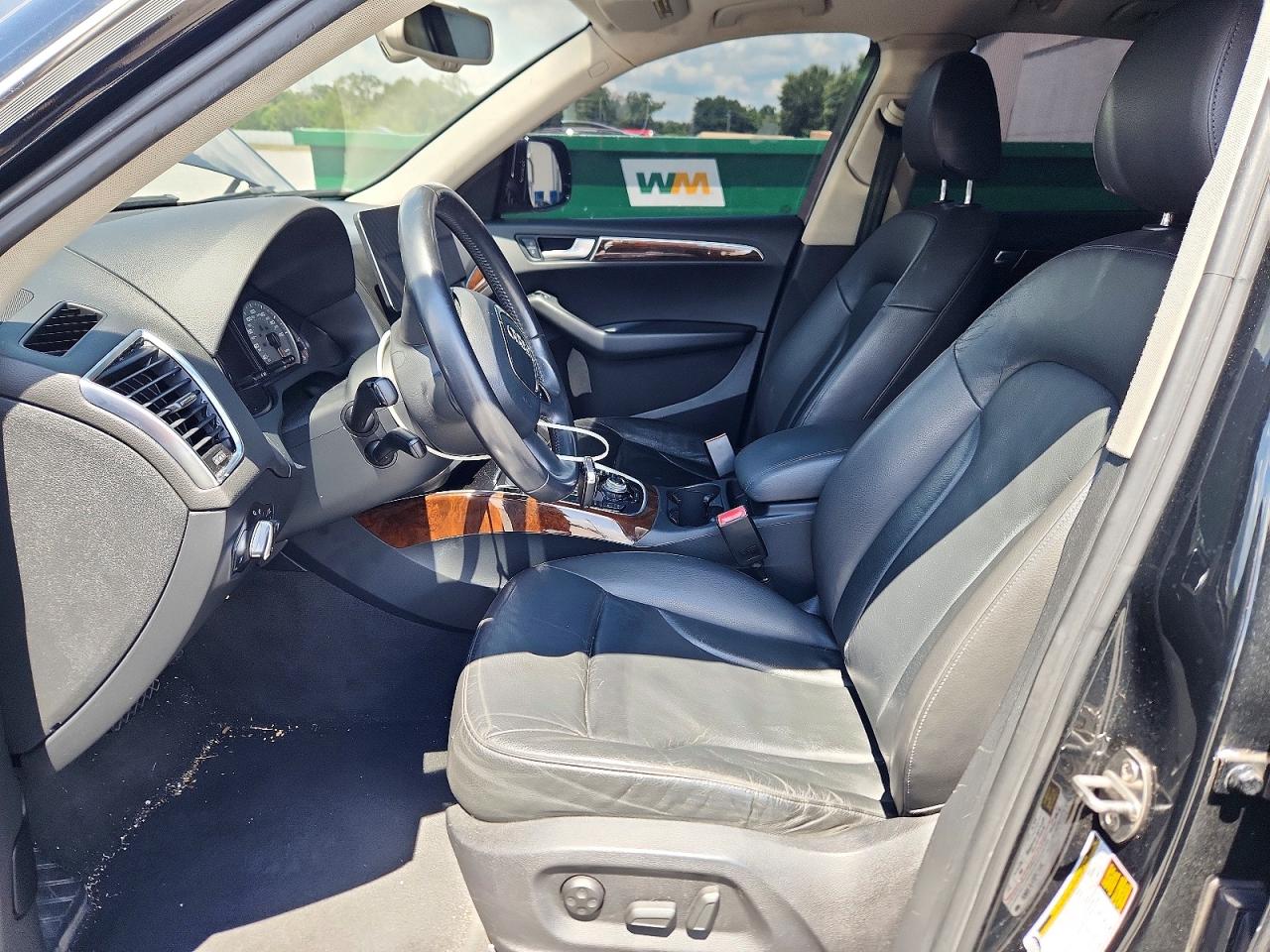 2010 Audi Q5 Premium Plus Black vin: WA1LKBFP2AA040674