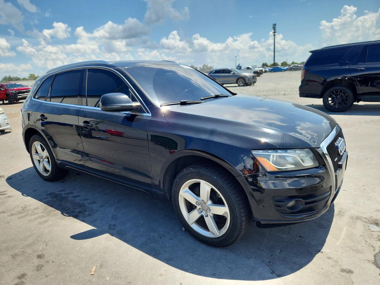 2010 Audi Q5 Premium Plus Black vin: WA1LKBFP2AA040674